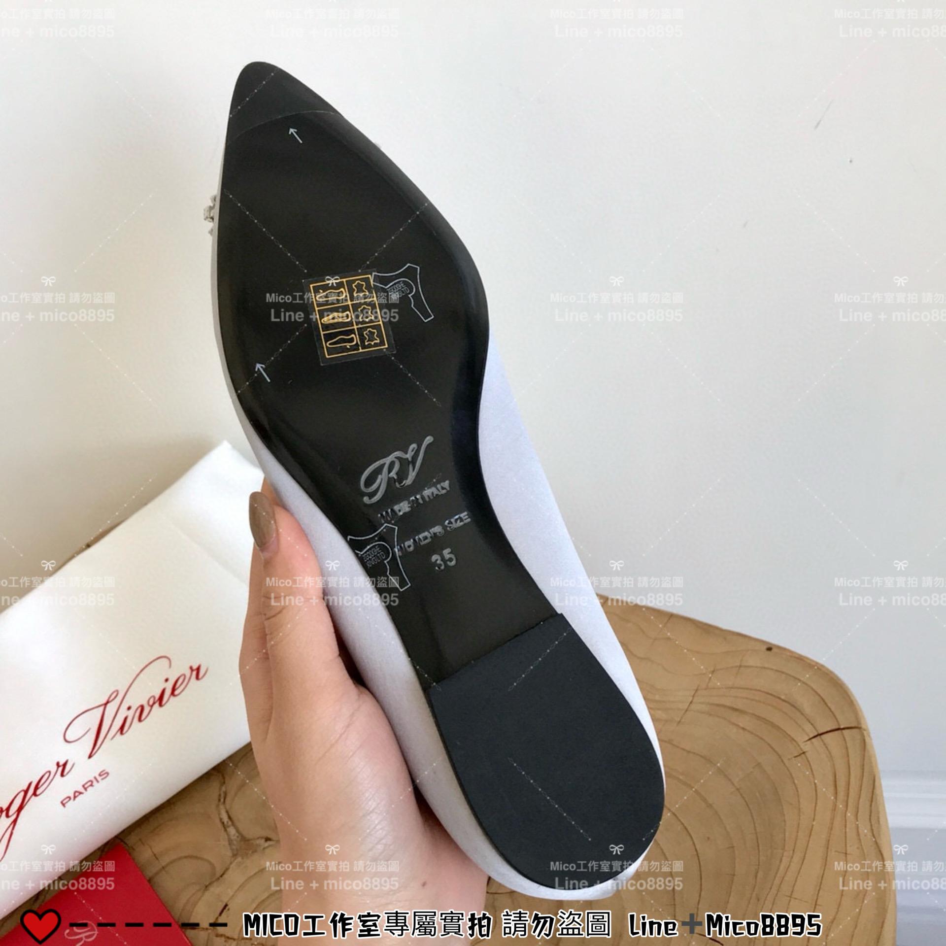 ROGER VIVIER RV 銀灰色真絲 雪花釦尖頭平底鞋 施華洛世奇水鑽 女鞋 35-40