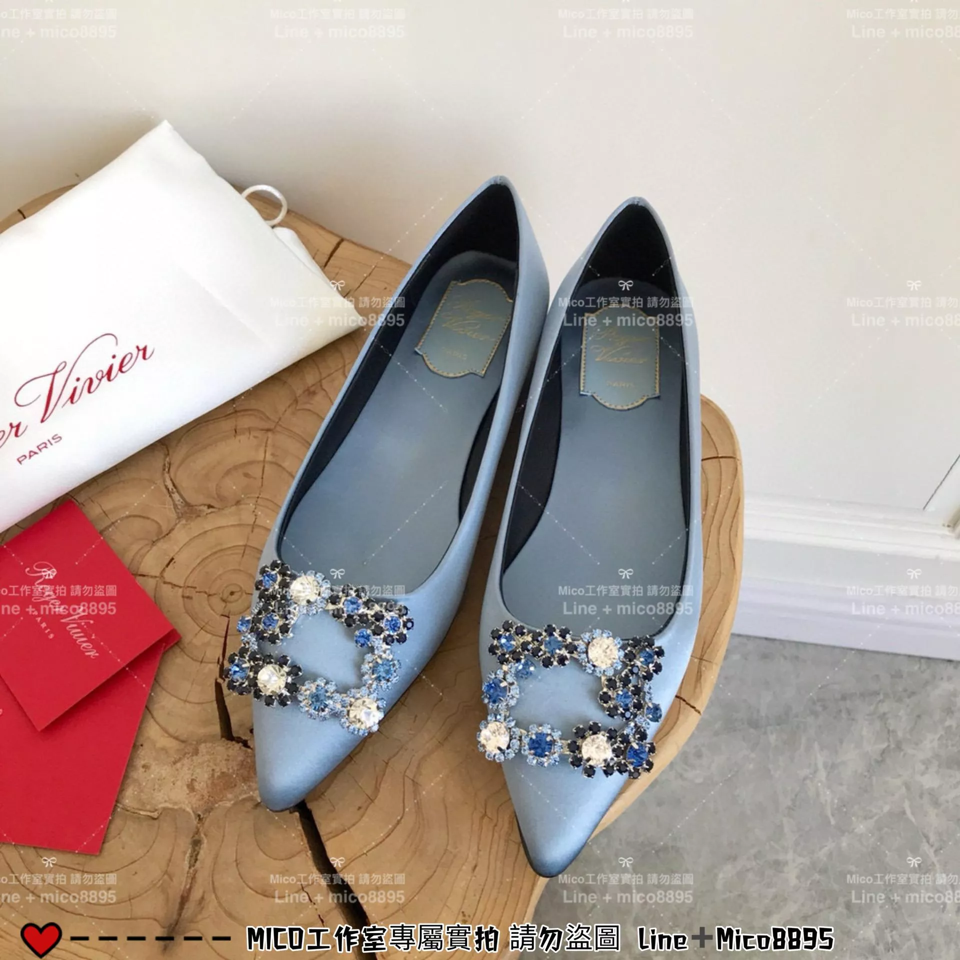 ROGER VIVIER RV 霧霾藍真絲 雪花釦尖頭平底鞋 施華洛世奇水鑽 女鞋 35-40