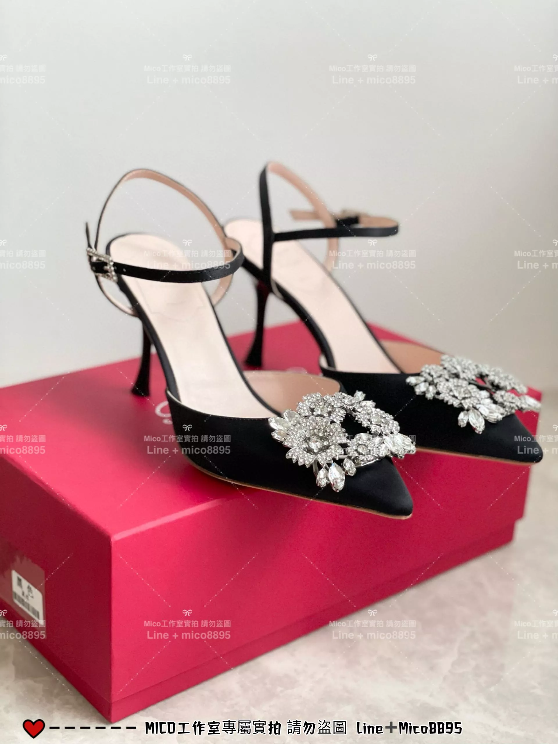 ROGER VIVIER 黑色真絲 RV 花鑽 方釦 真絲高跟涼鞋 繫帶跟鞋/高跟鞋 施華洛世奇水鑽 女鞋 35-40（可訂34）