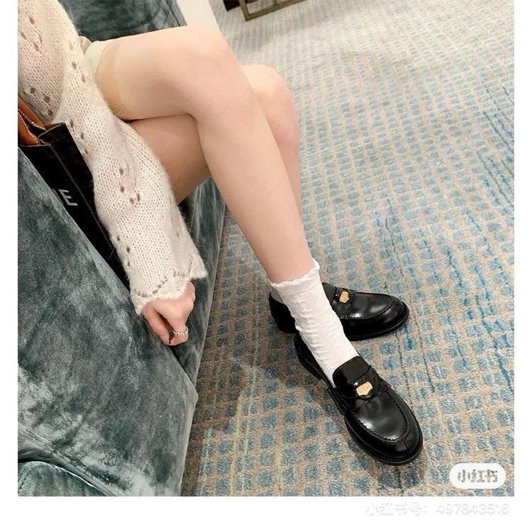 MIUMIU 學院風 24S 黑色牛皮金幣樂福鞋 休閒鞋 豆豆鞋 35-40