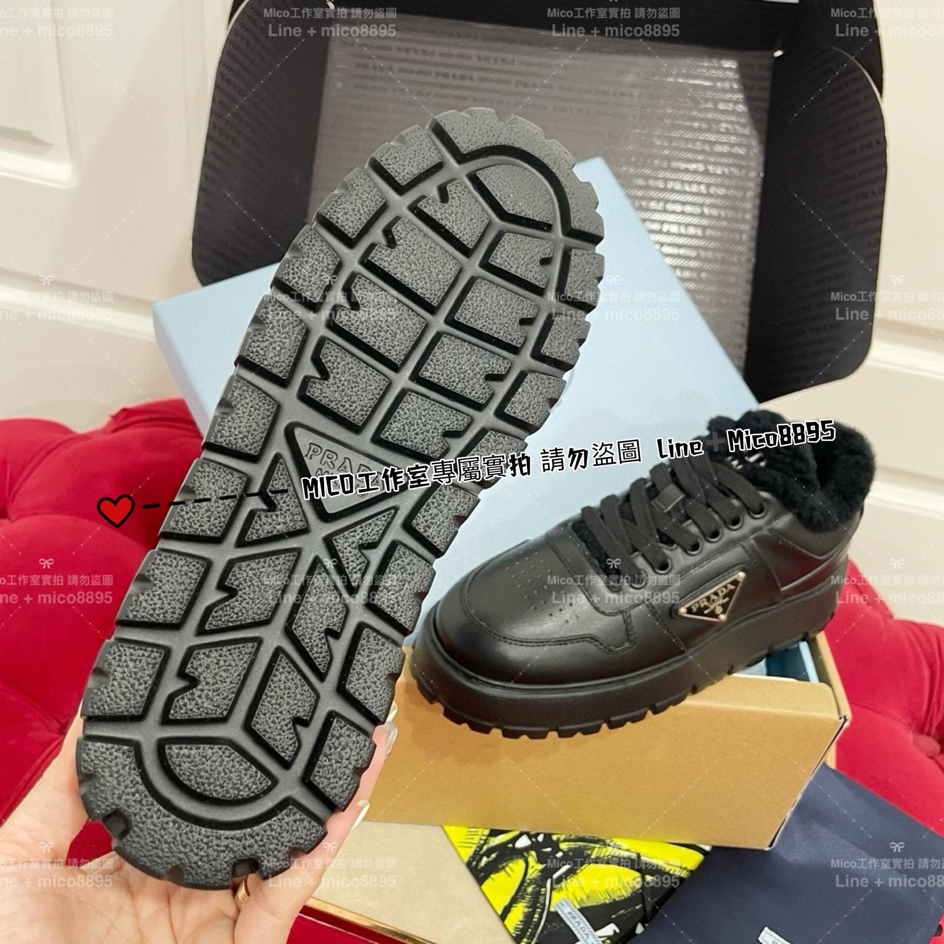 Prada 早秋秀款 黑色羊毛裏 Sneaker Downtown運動鞋/休閒鞋 35-40