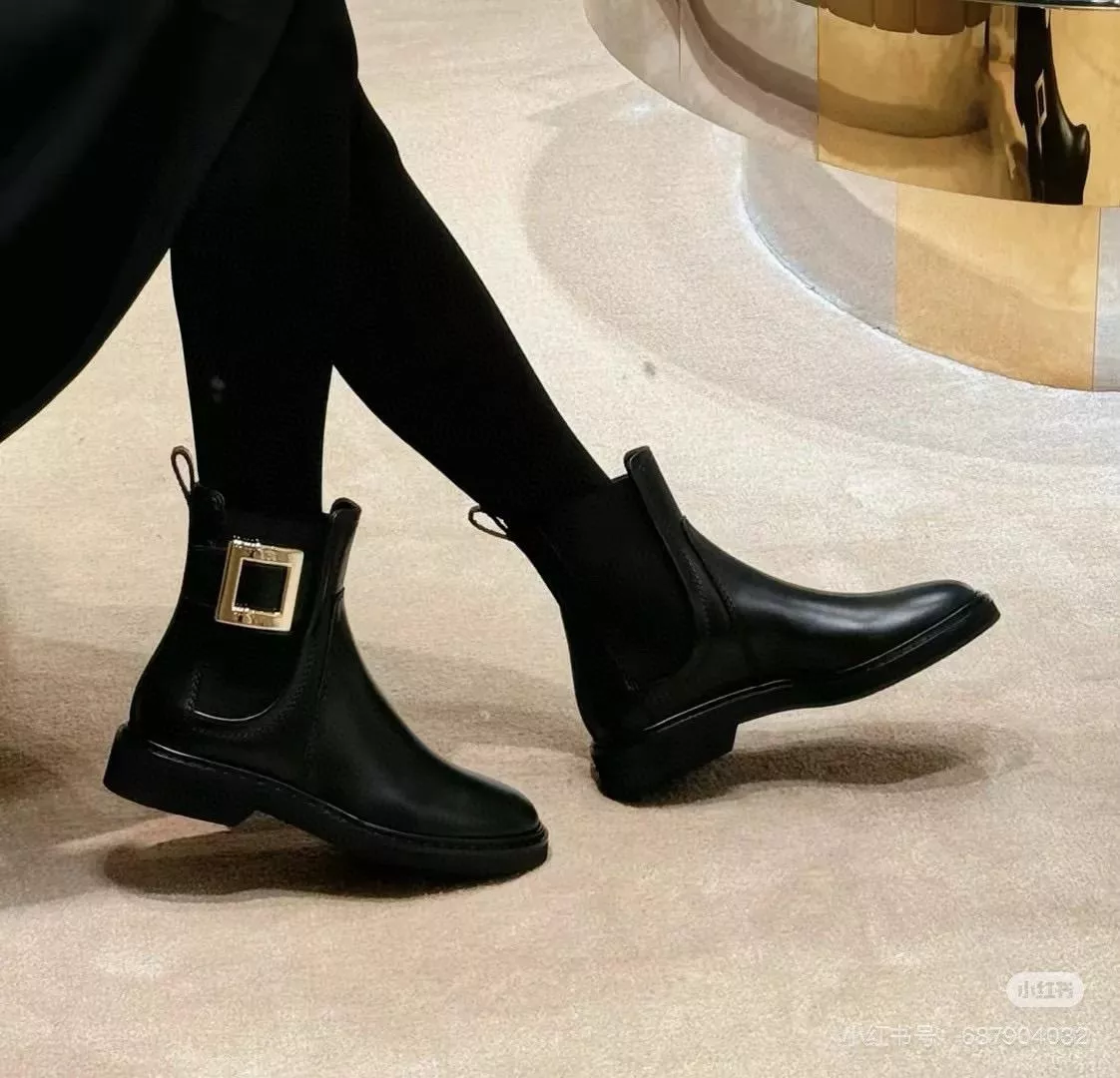 Roger Vivier | RV 金釦霧面牛皮切爾西短靴 35-39