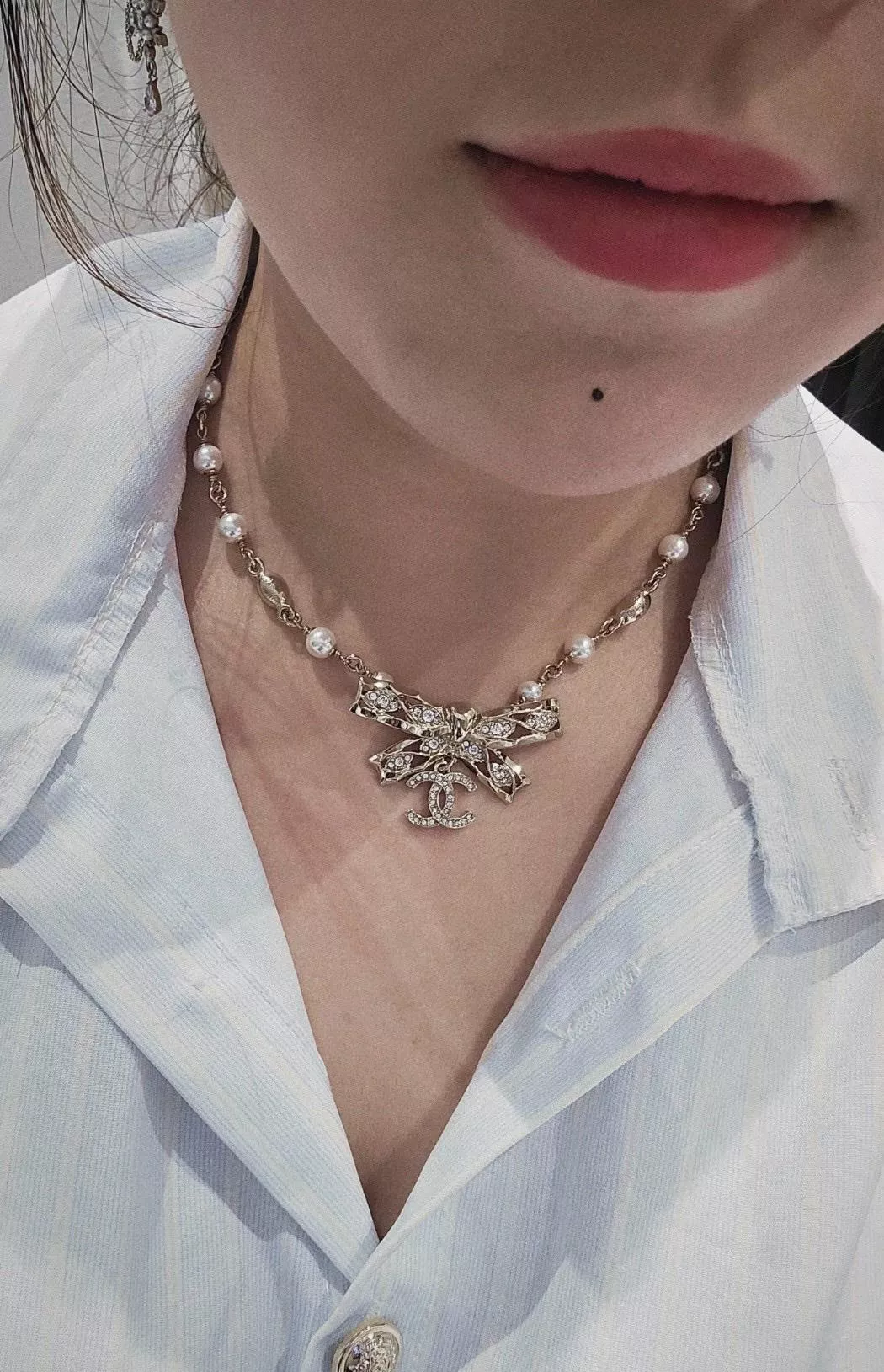 Chanel 24B 淡金色 蕾絲蝴蝶結吊c珍珠choker/項鍊