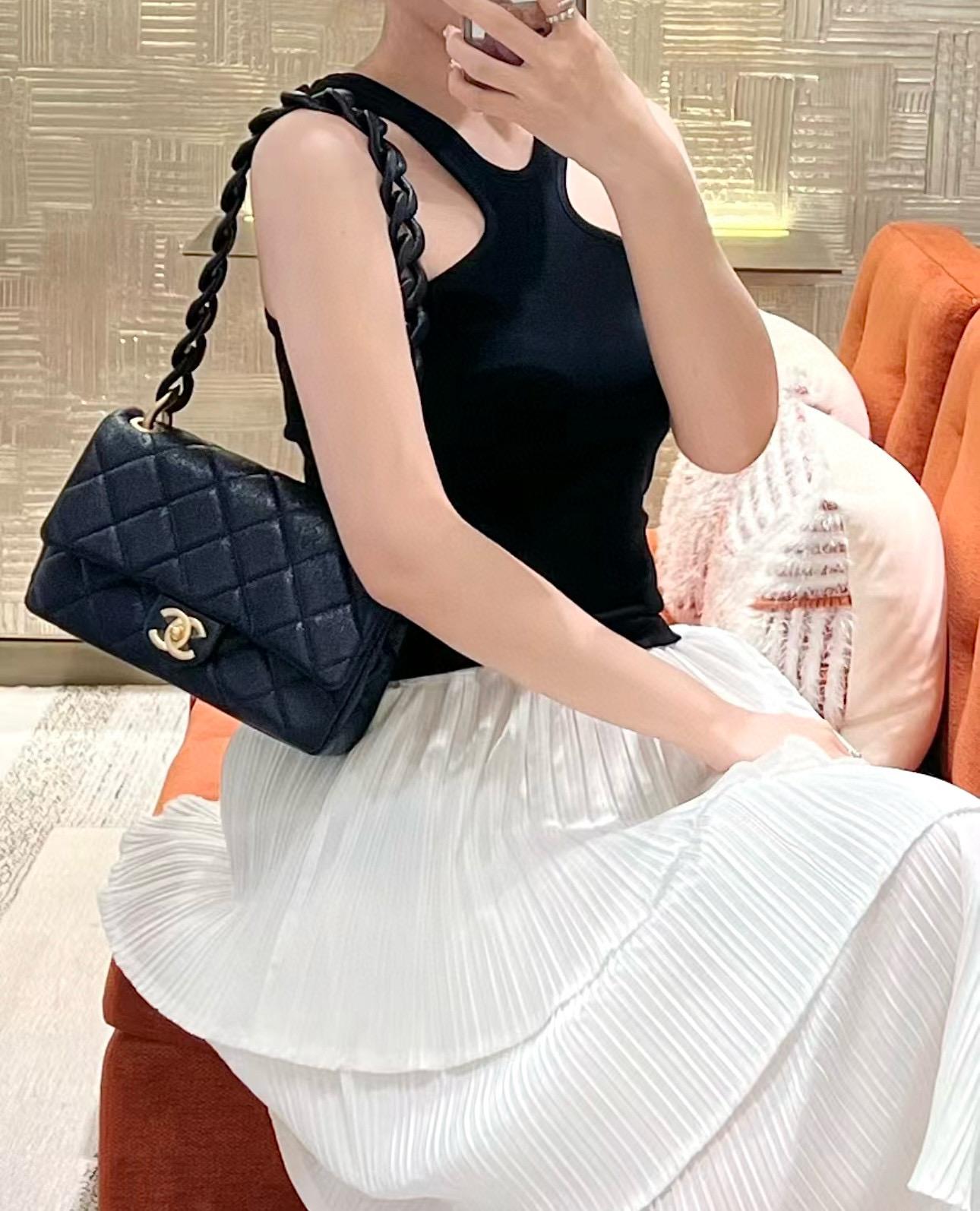 CHANEL 24P 春夏 Jennie同款限量版方胖子 皮包鏈腋下包 20cm