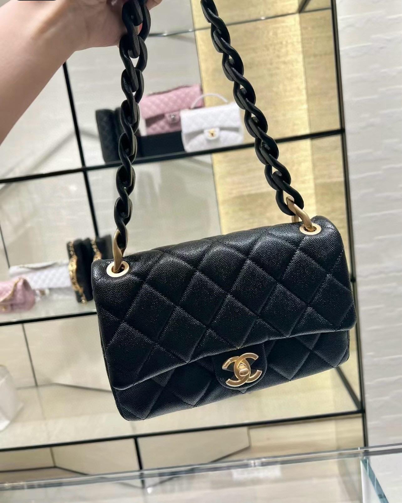 CHANEL 24P 春夏 Jennie同款限量版方胖子 皮包鏈腋下包 20cm