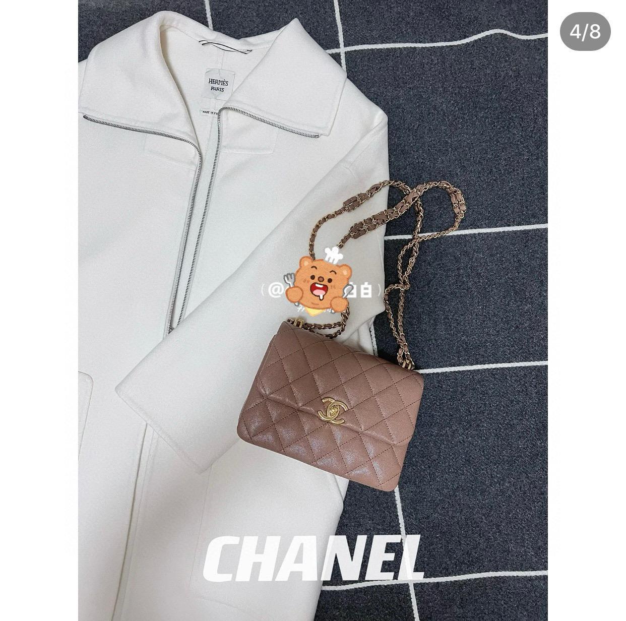 CHANEL 22k秋冬高級成衣系列 奶茶色 荔枝牛皮方胖子 鏈條包 20cm