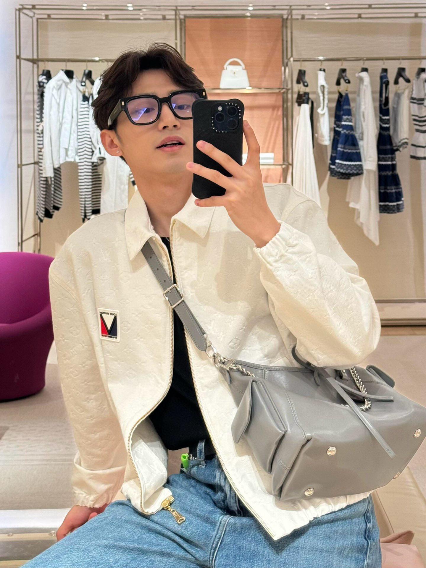 Lv Carryall Cargo小羊皮托特包中號 鯊魚灰 m25143 男女同款 39cm