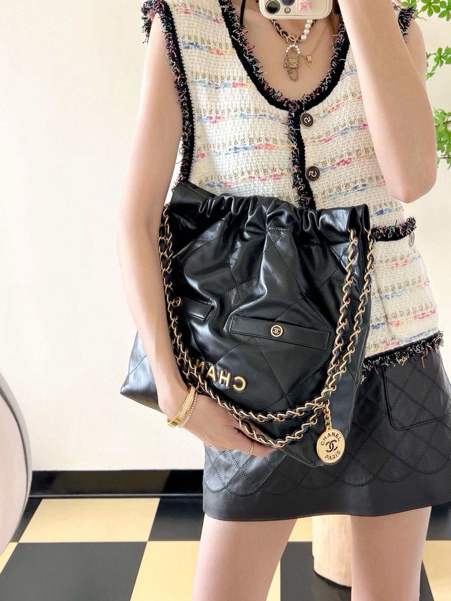 Chanel 新款雙口袋 𝟤𝟤Bag 22包 購物袋 黑色牛皮小號 35cm