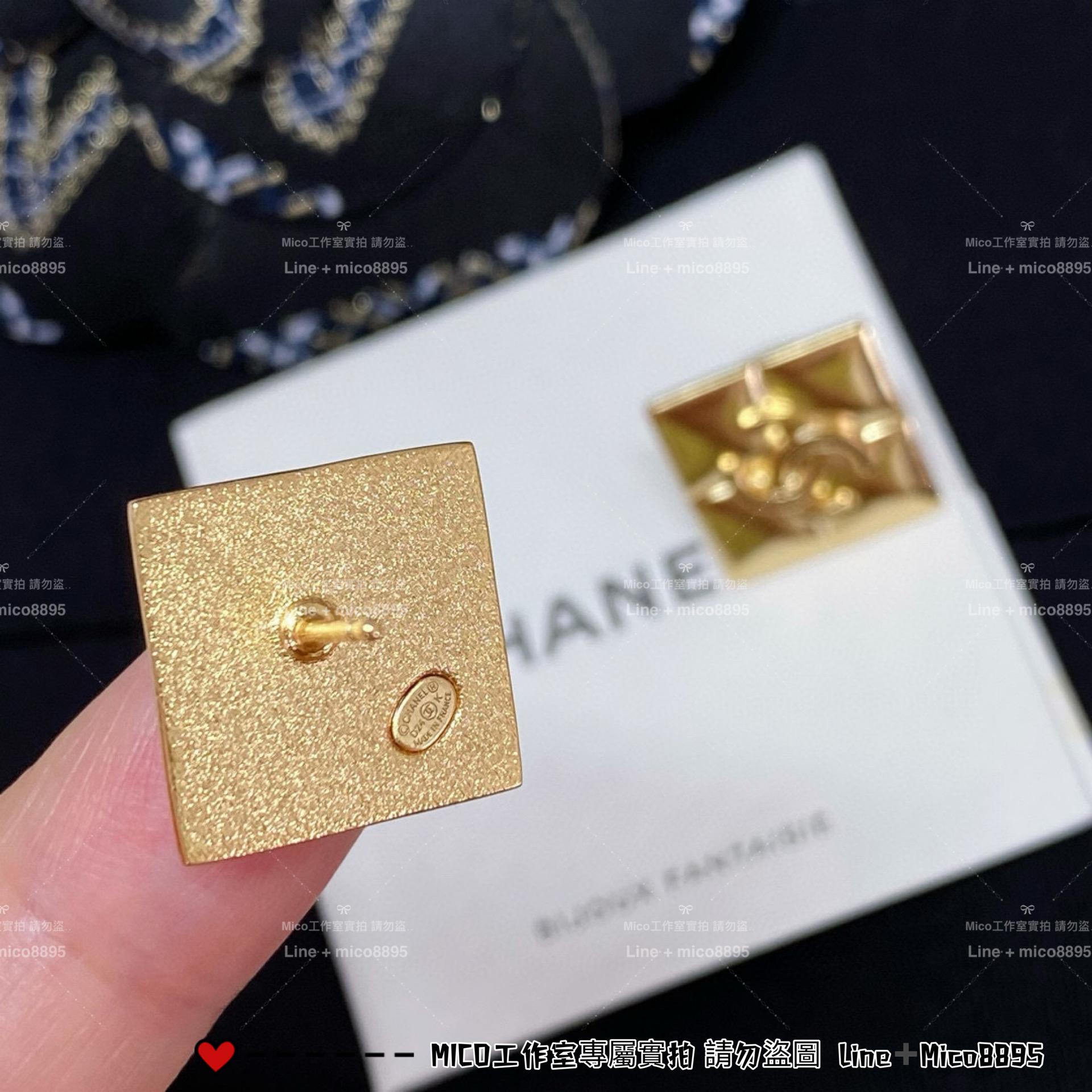 CHANEL Vintage 金色菱形方形耳釘