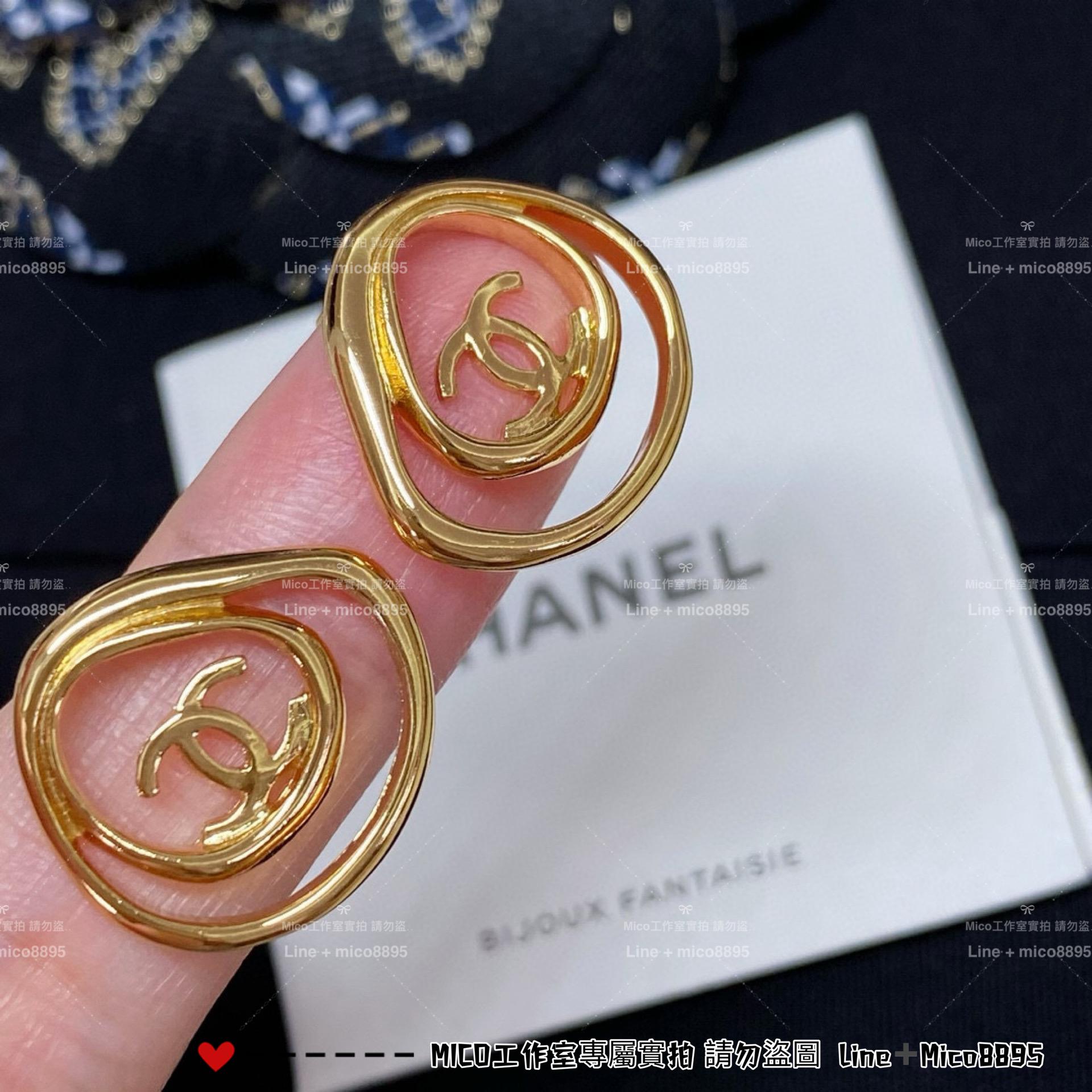 CHANEL Vintage 金色鏤空不規則豆豆雙c耳釘 耳環