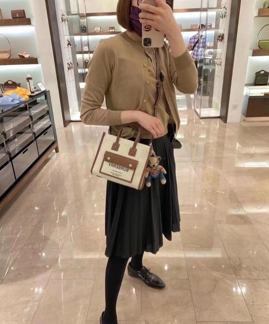 Burberry 棕色牛皮拼帆布TOTE 托特包 斜挎包 23cm