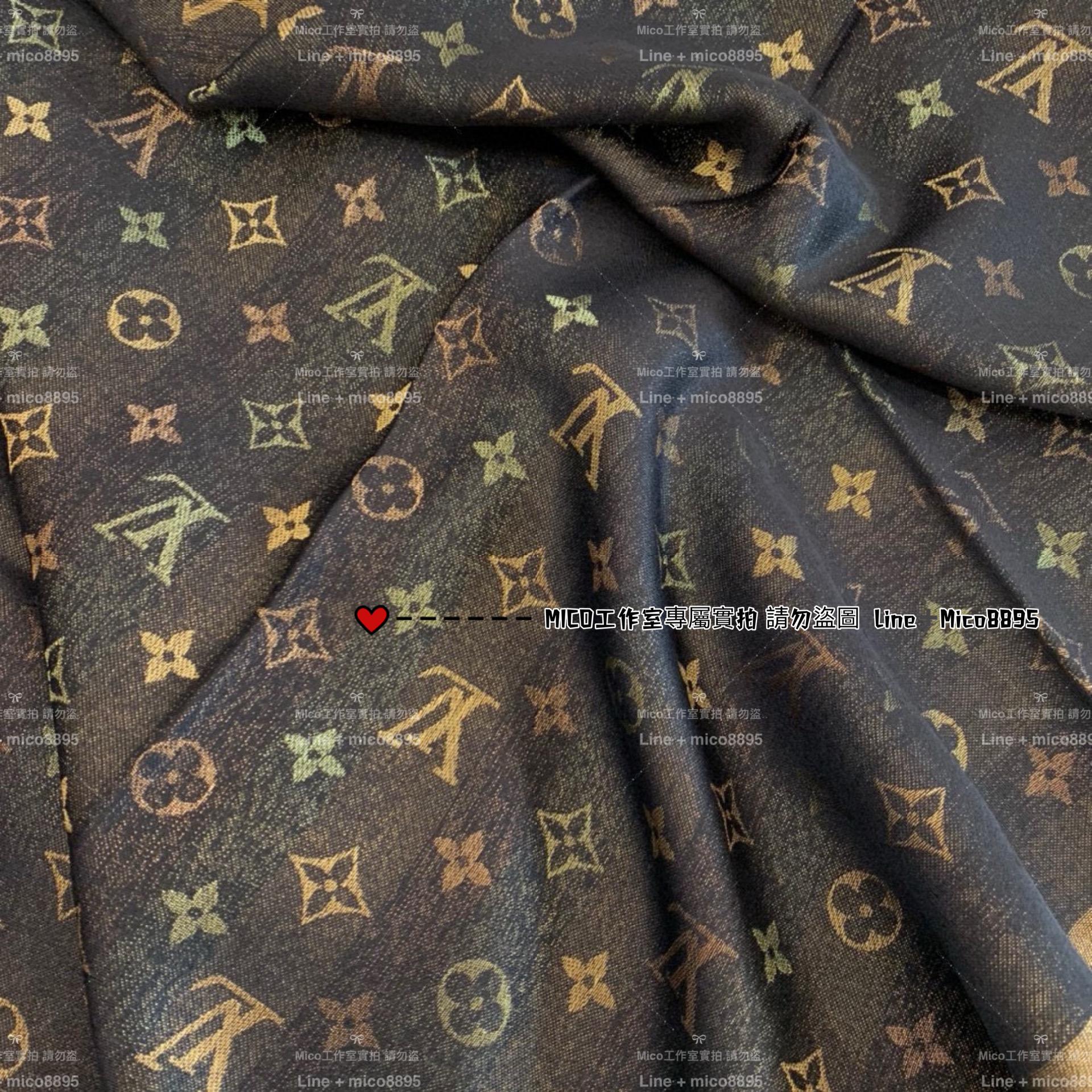 LV 黑色彩金 M71548 MONOGRAM 字母披肩 緹花織紋披肩 140*140