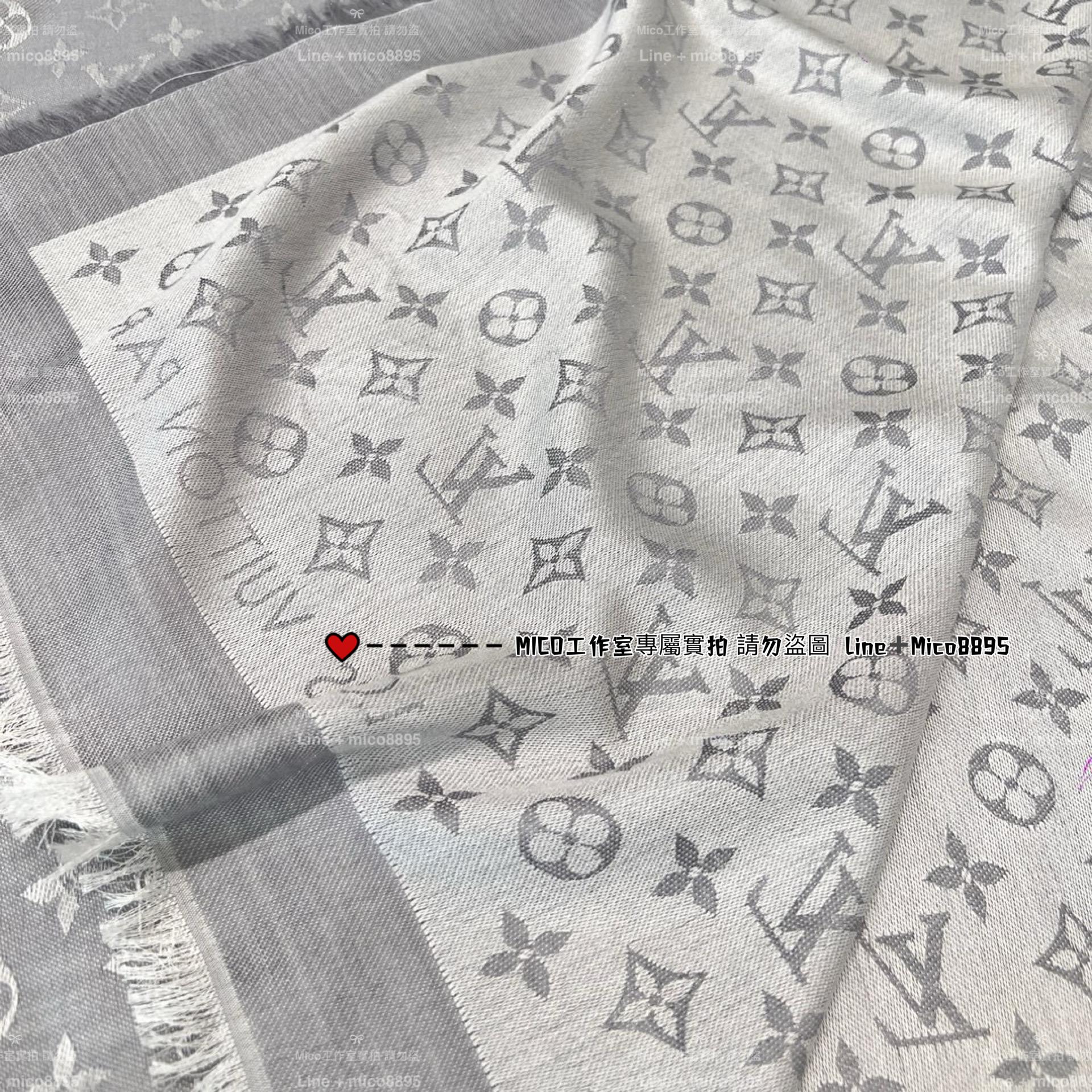 LV M0804 銀灰色 MONOGRAM DENIM 字母披肩 140*140