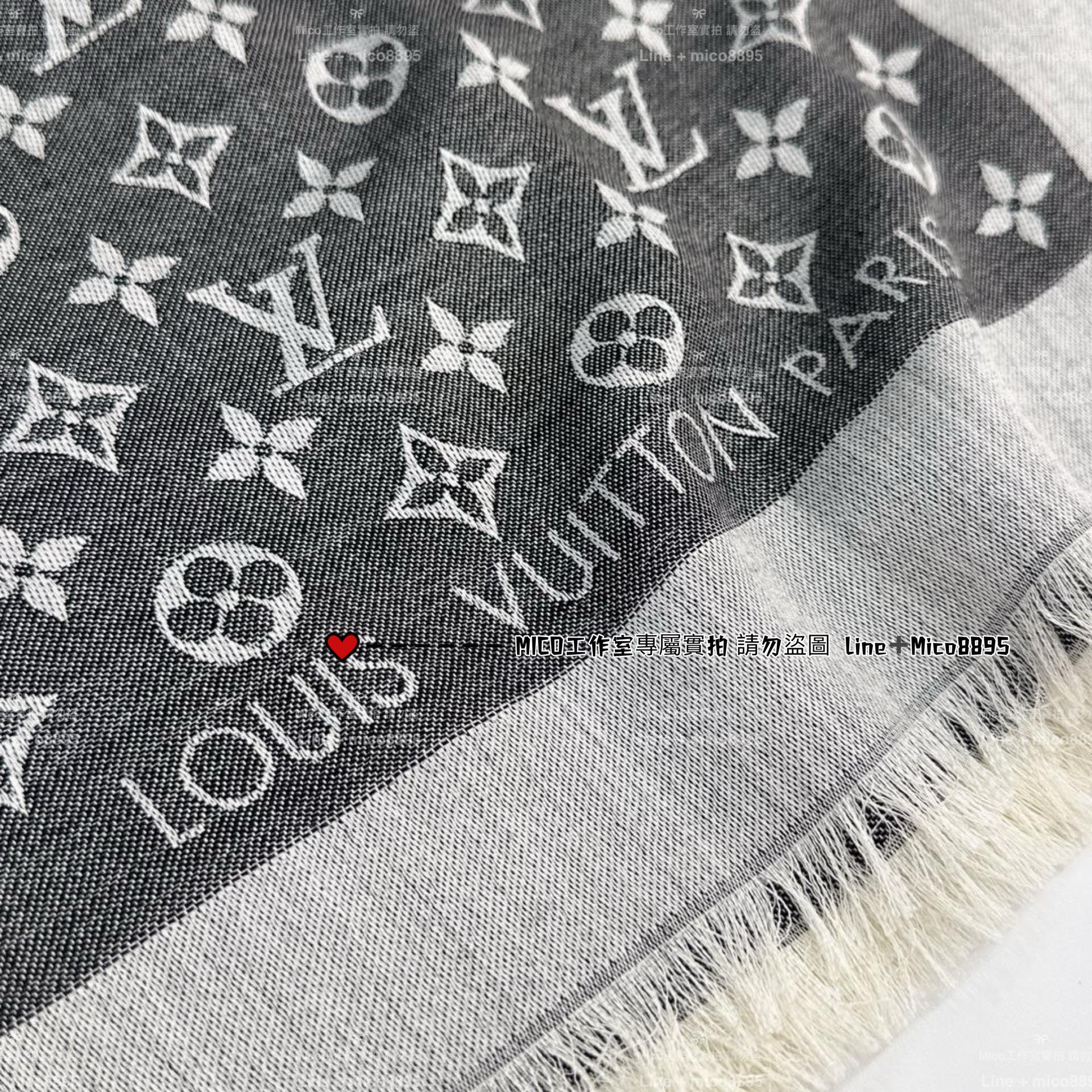 LV M71378/黑灰色  MONOGRAM DENIM 字母披肩 140*140