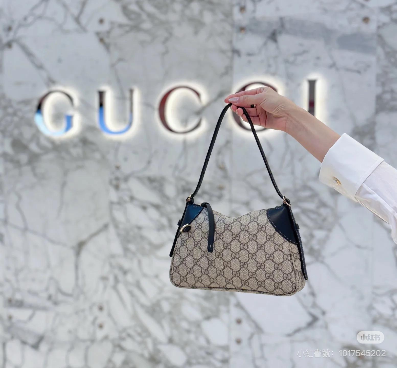 GUCCI 黑色皮革 Emblem系列 Ophidia GG 迷你肩背包 24cm