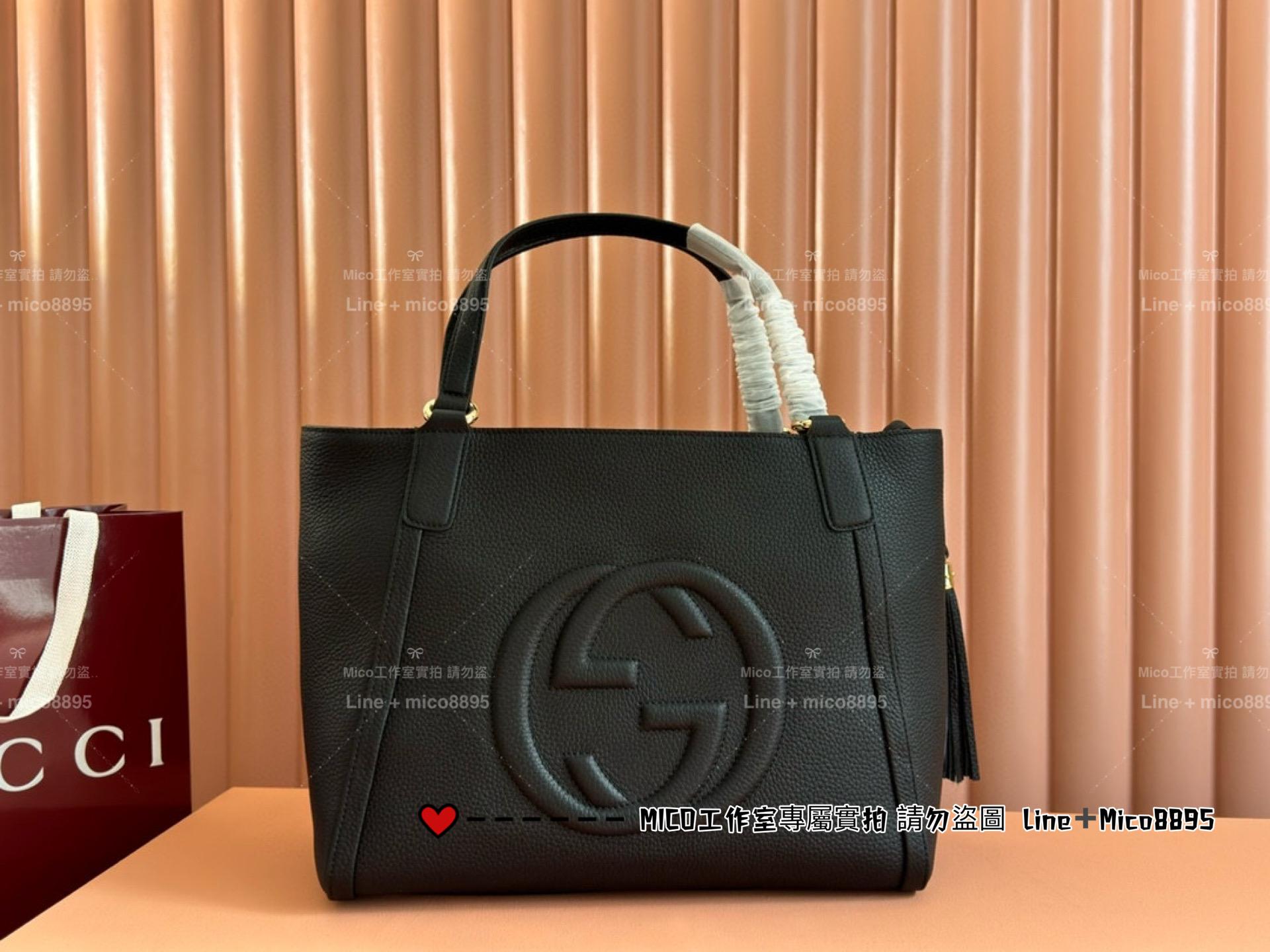 GUCCI soho系列 雙G互扣浮雕托特包 黑色摔紋牛皮/真皮 尺寸：35x29x17cm