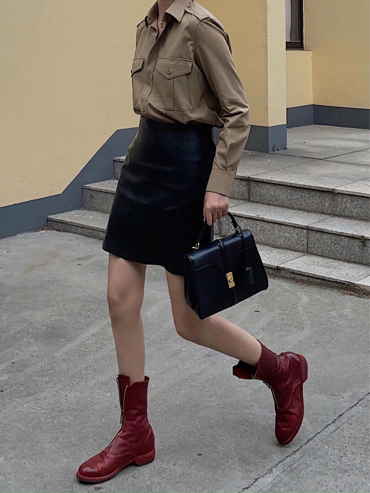 Celine 16小號緞面牛皮革手袋 鎖頭包 焦糖色/黑色/奶茶色 23cm