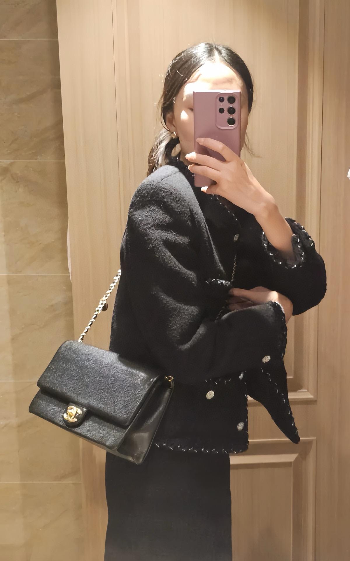 Chanel 24K秋冬款 復古魚子醬口蓋包 黑色中號 23cm