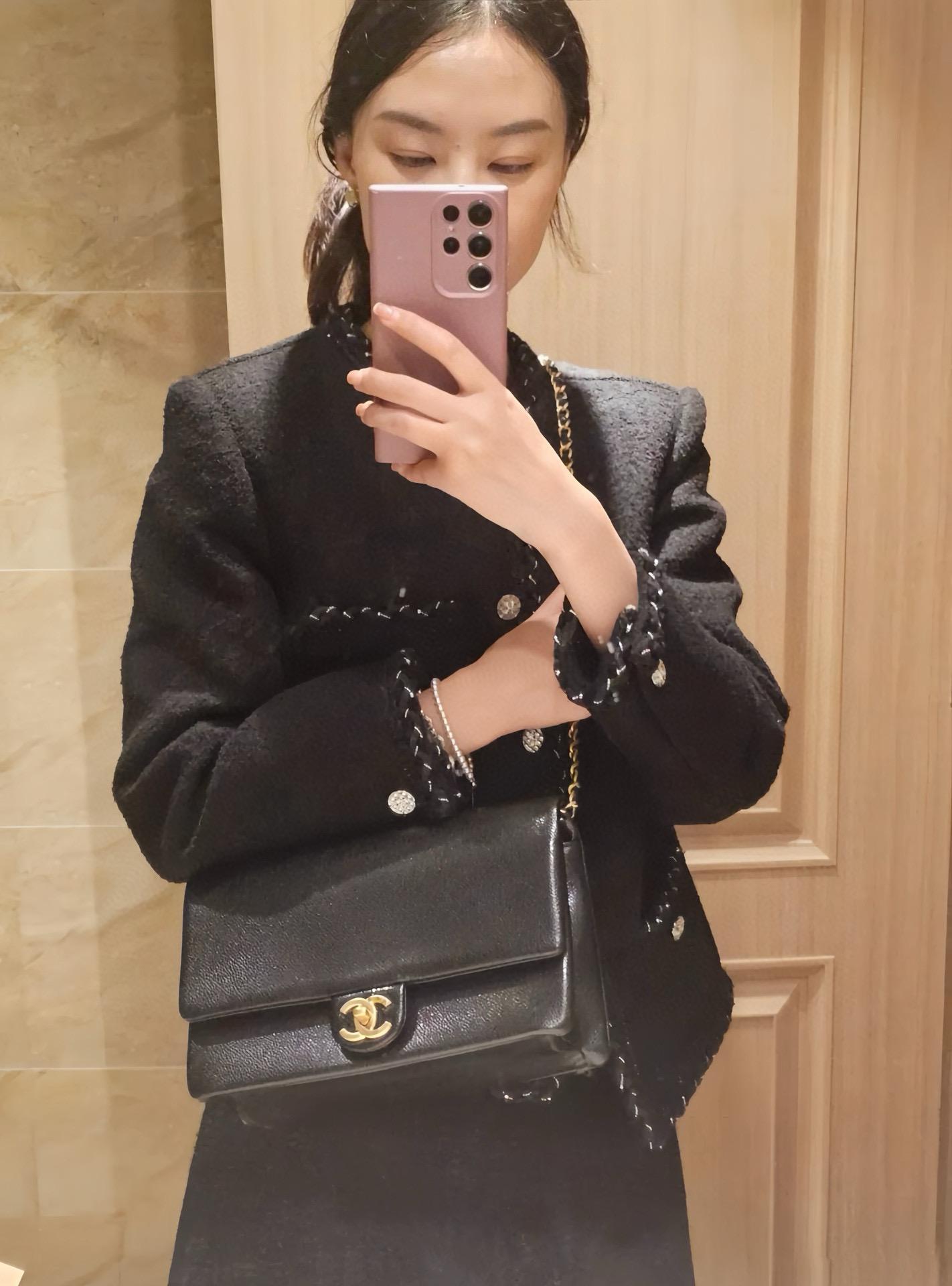 Chanel 24K秋冬款 復古魚子醬口蓋包 黑色中號 23cm