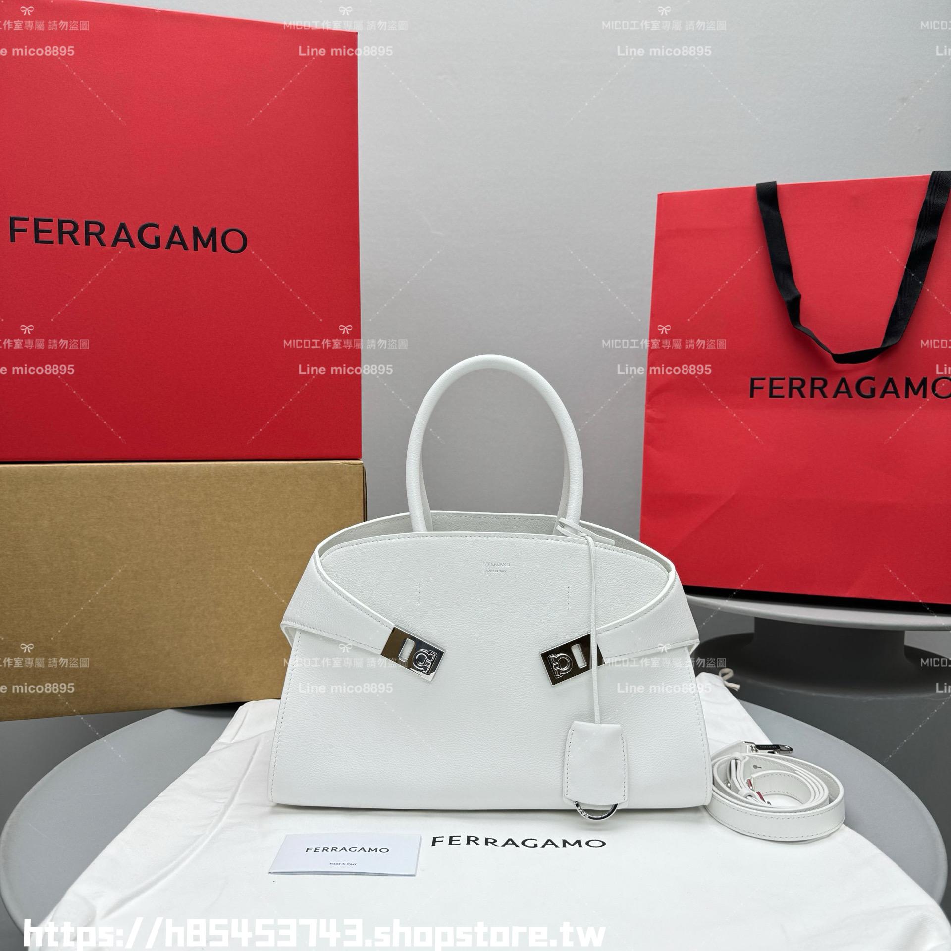 Ferragamo 小號 Hug Bag 擁抱手袋 32cm