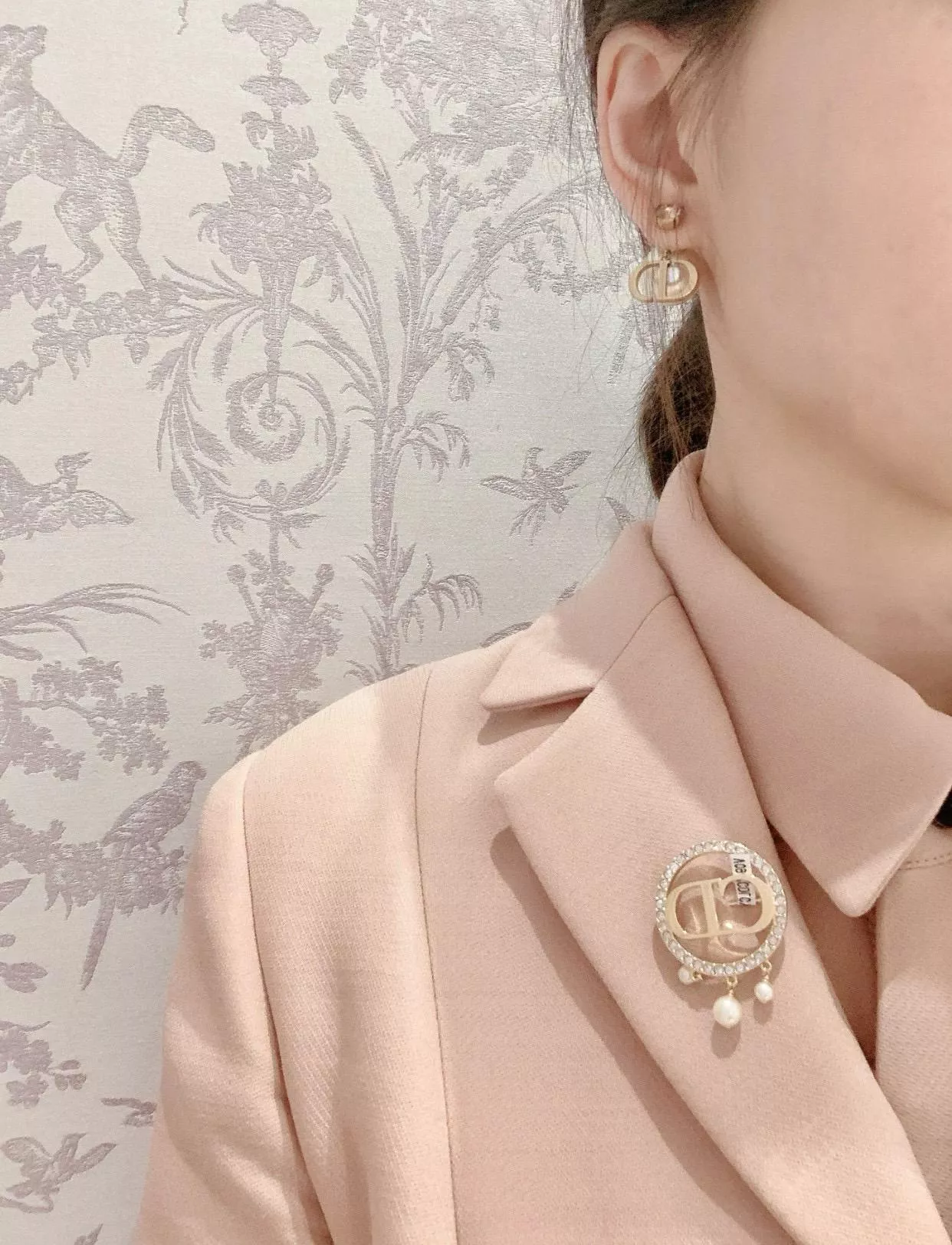 DIOR 圓圈帶鑽珍珠吊墜CD胸針