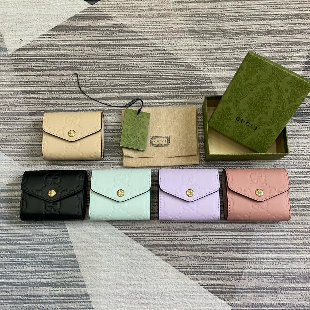 GUCCI 全真皮壓紋GG信封式短夾/錢包 五個色