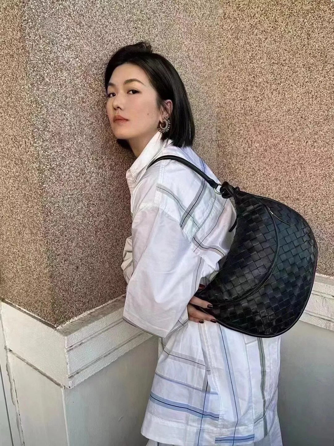 Bottega Veneta BV 全真皮中號/黑色 Gemelli肩背包 雙月牙包 尺寸：36*6*25cm