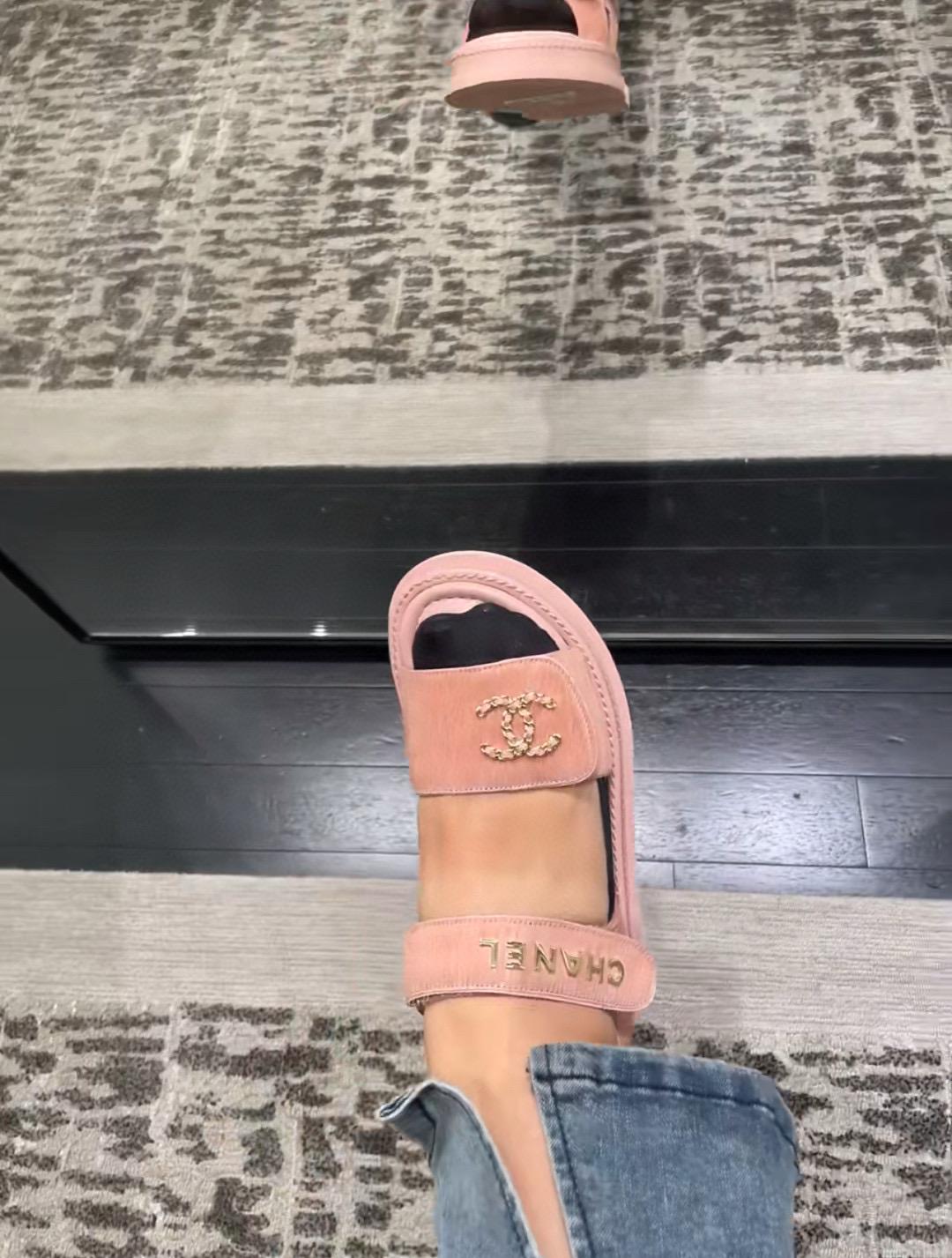 Chanel 丨小香字母 CC Logo 馬毛材質厚底涼鞋 35-40 底厚5cm