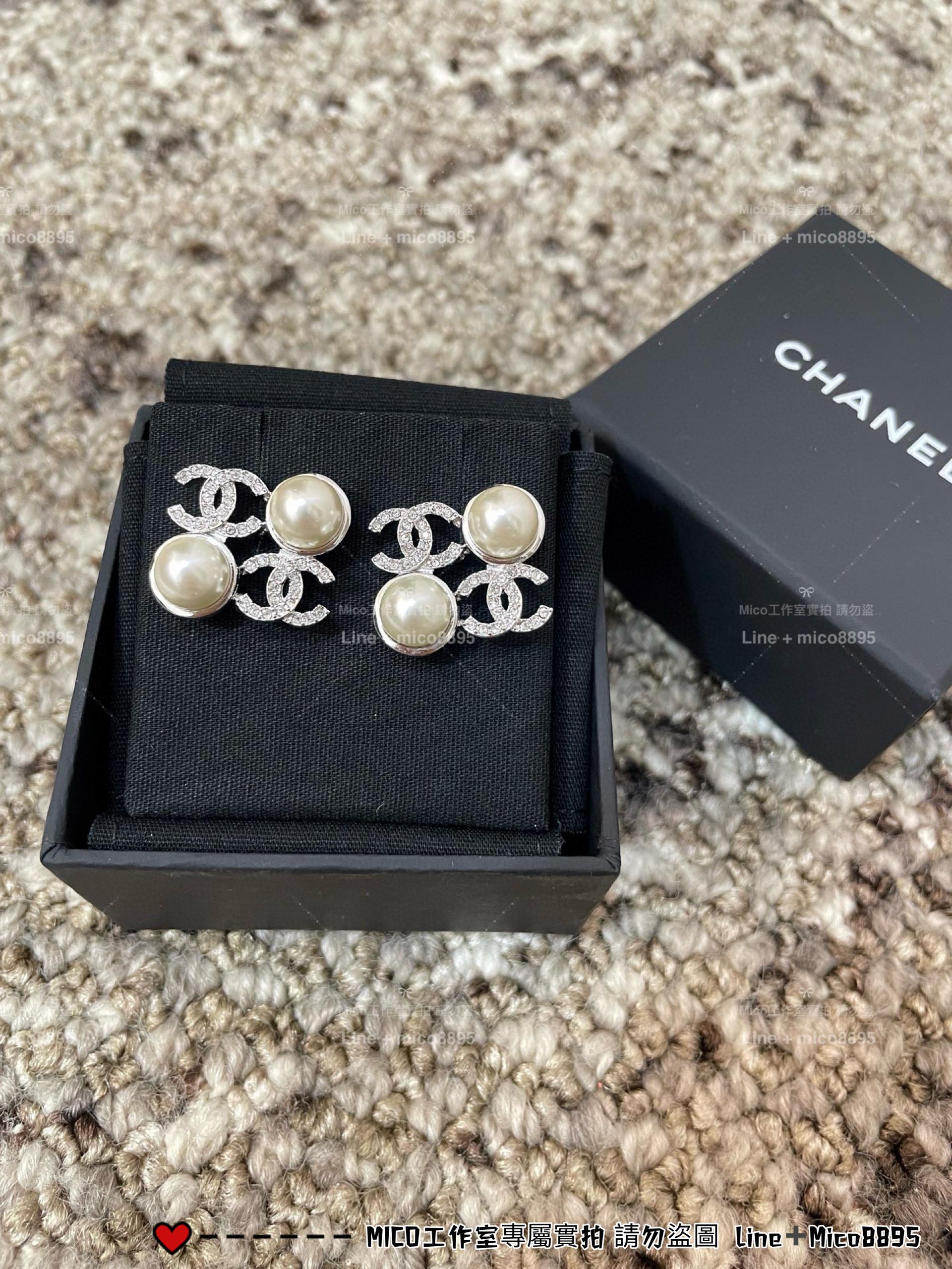 CHANEL | 立體感珍珠拼雙C方塊耳釘/耳環