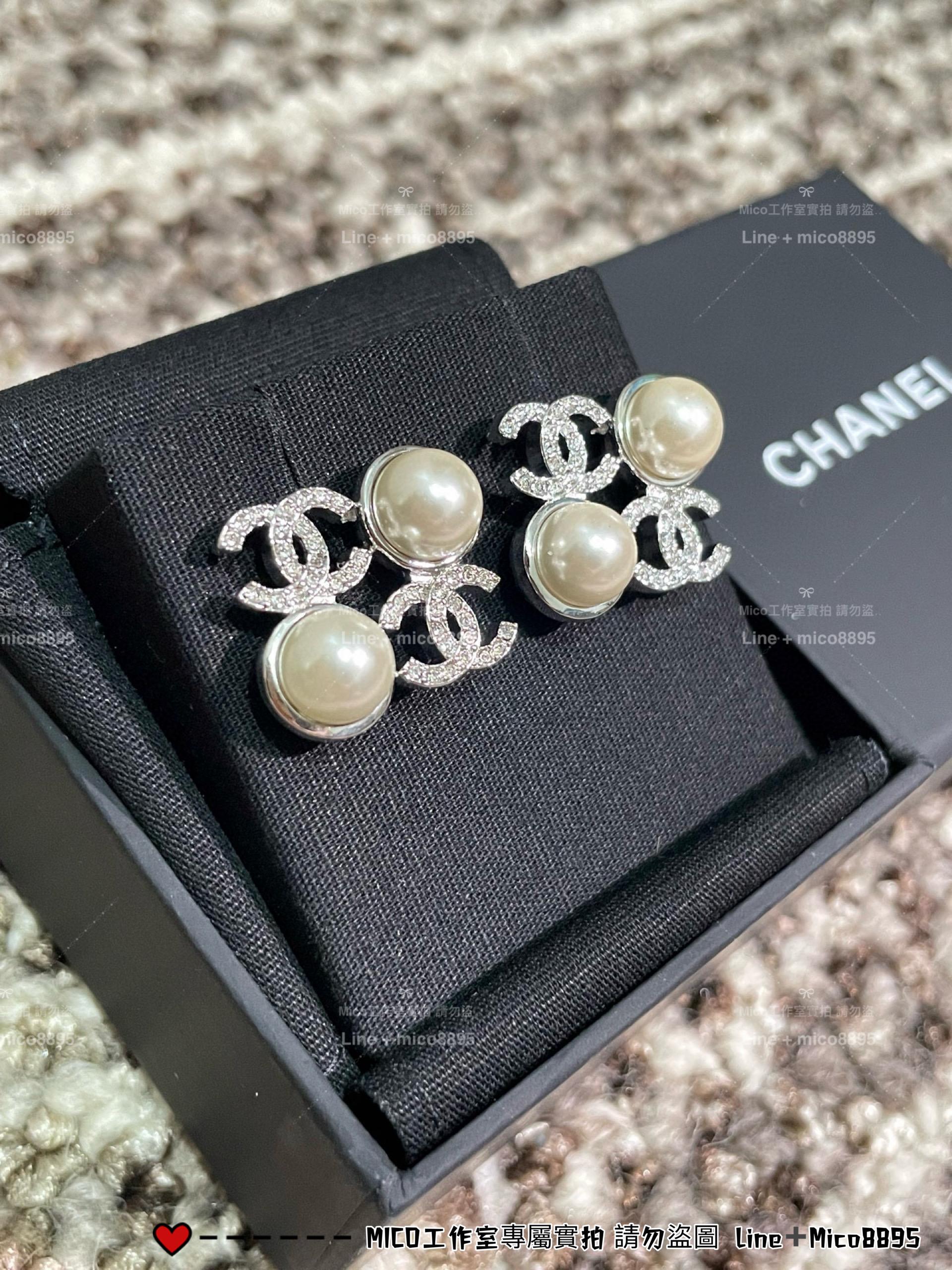 CHANEL | 立體感珍珠拼雙C方塊耳釘/耳環