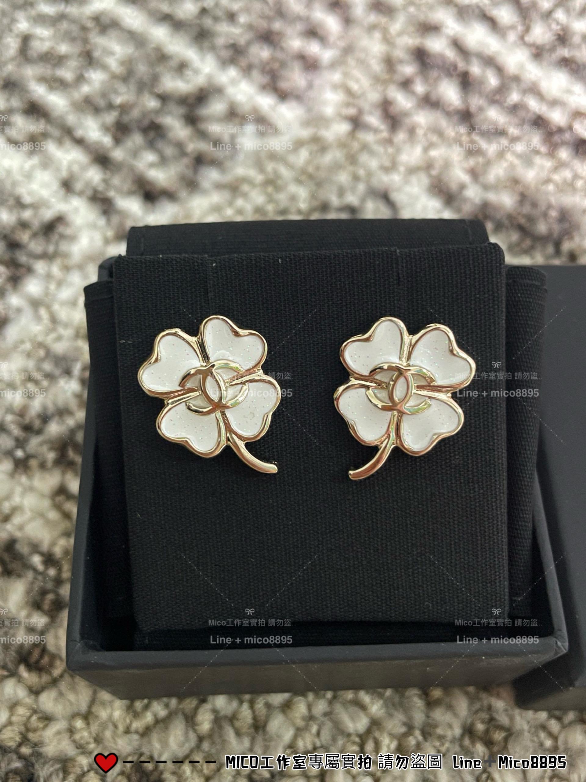CHANEL | 25P 白色法朗四葉草🍀幸運耳環/耳釘