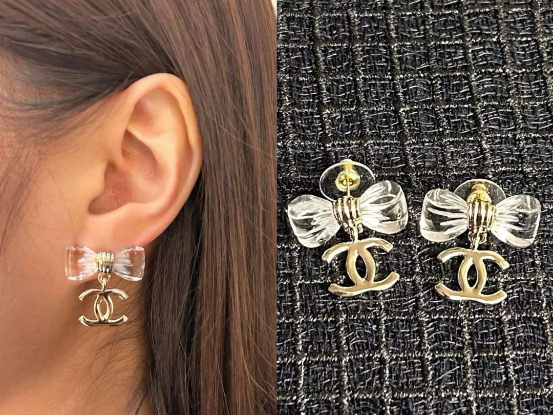 CHANEL | 25p 透明壓克力蝴蝶結垂墜雙C耳釘/耳環