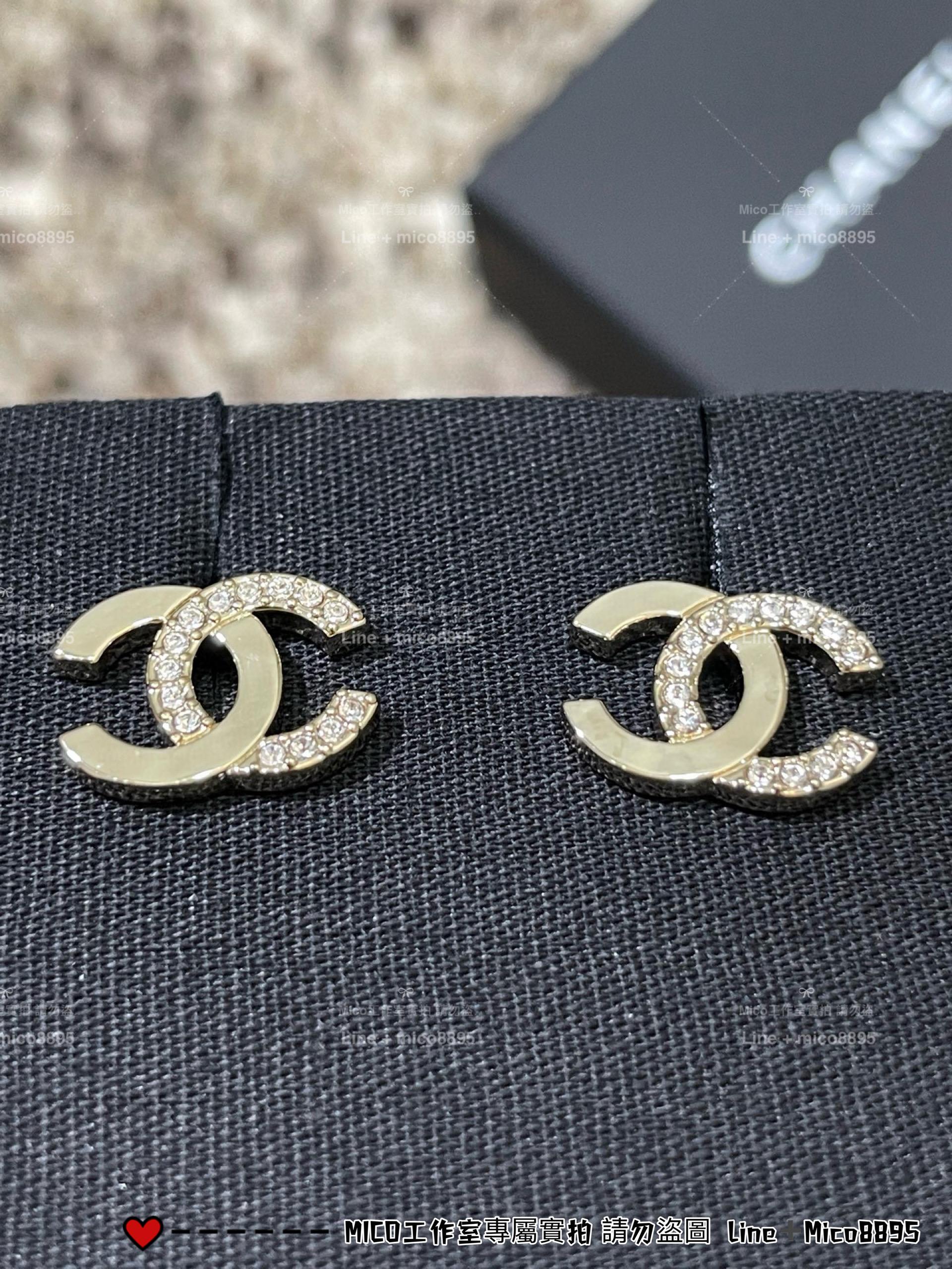 CHANEL | 半鑽拼接式基礎款金色耳釘/耳環