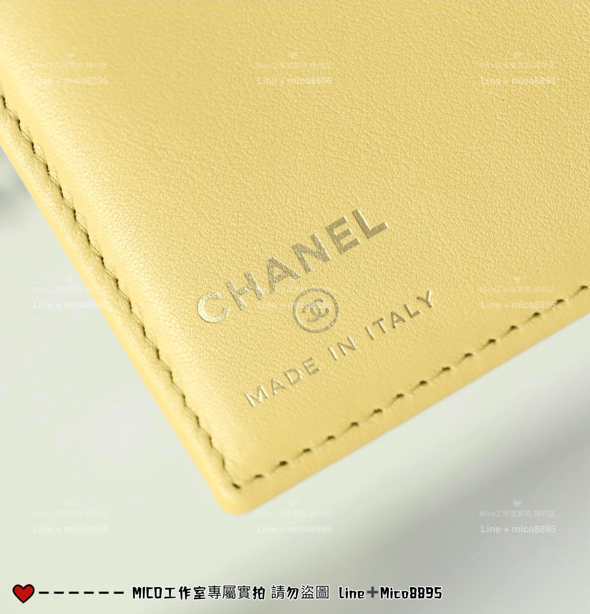 CHANEL | 小香 壓釦款 小雞黃 小牛皮魚子醬護照夾