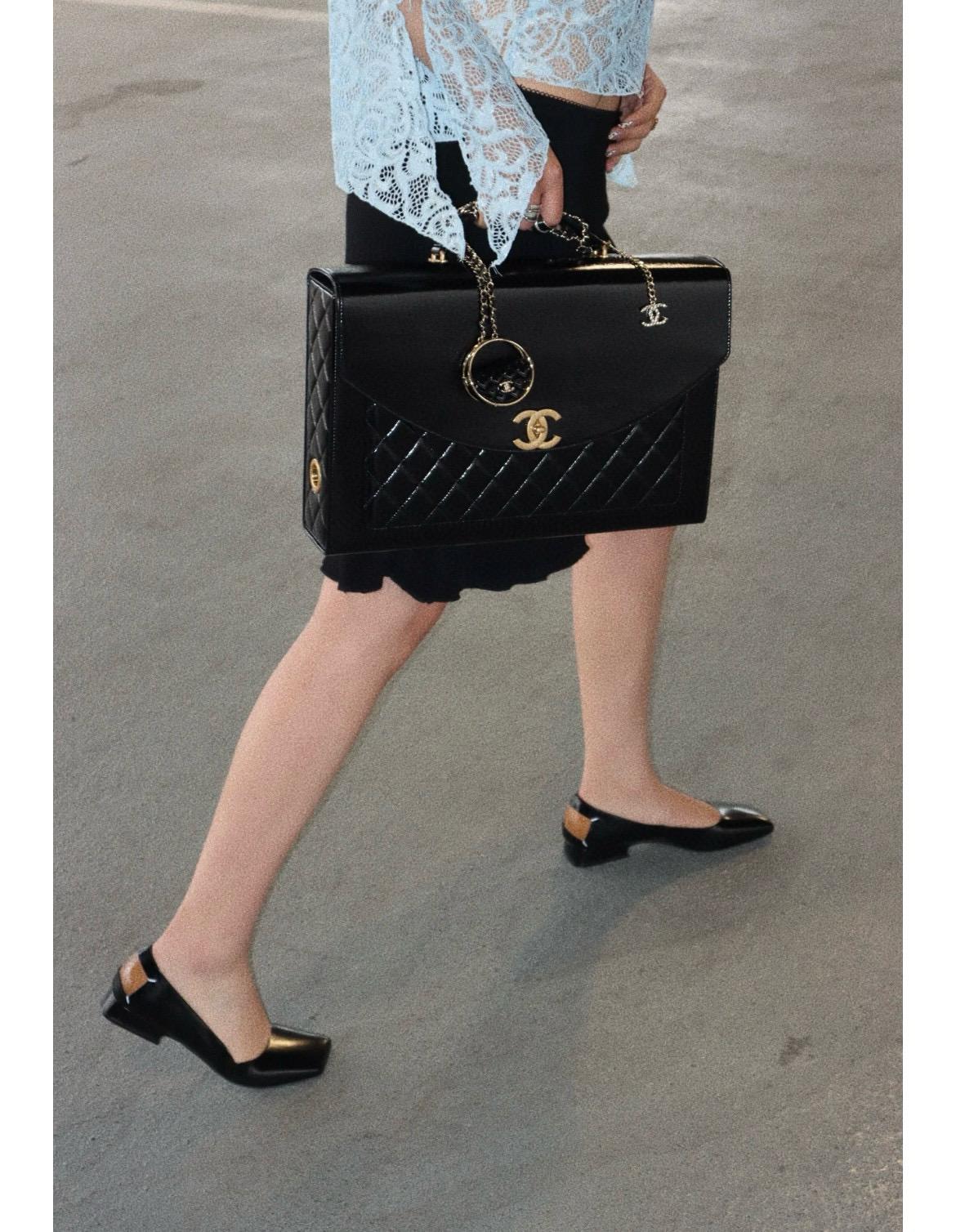 CHANEL | 小香 24A 復古公文包黑色 漆皮小羊皮 36cm