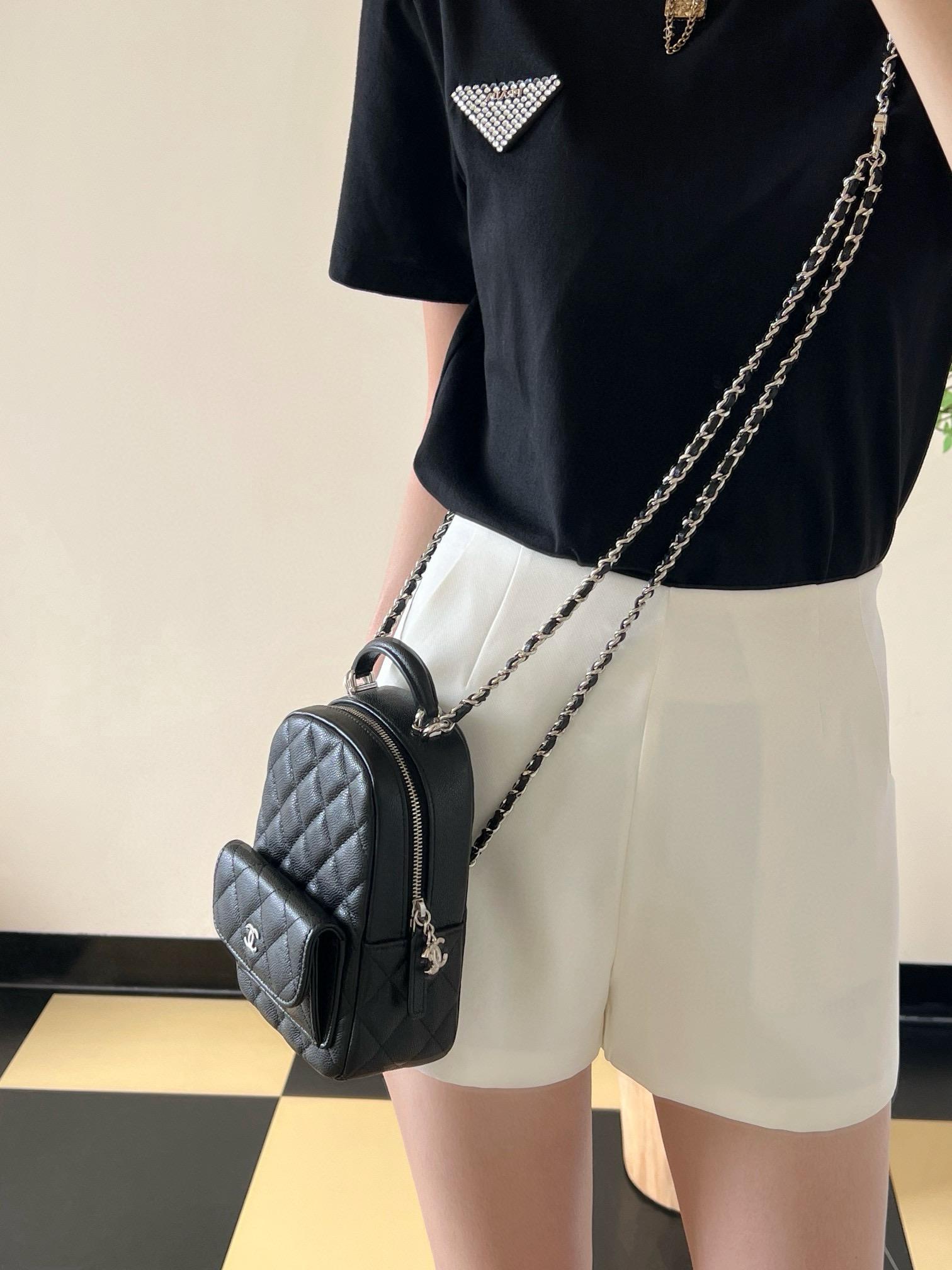 CHANEL | 小香 25C 早春 黑色荔枝牛皮/淡金釦 多功能mini雙背包 小牛皮 18cm
