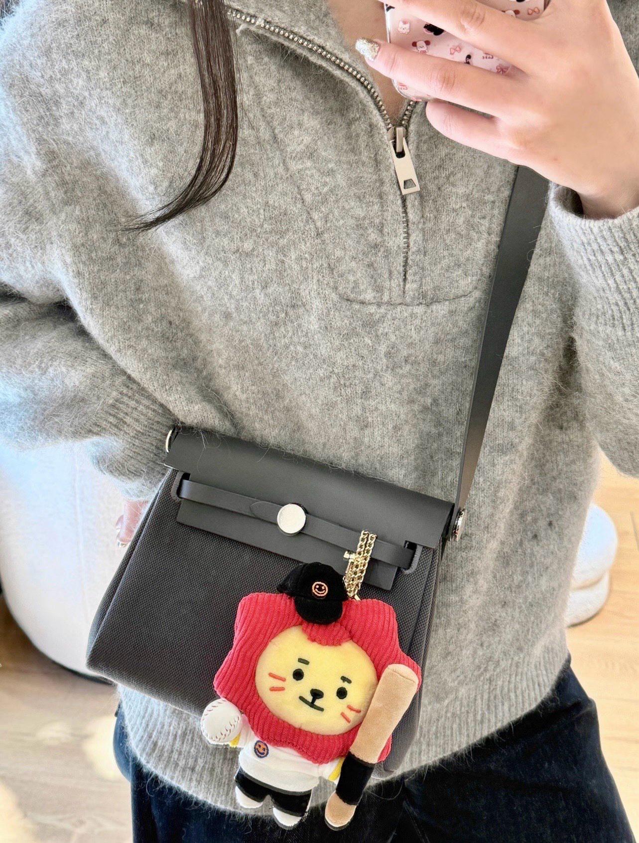 HERMES 黑色 Mini HerBag 太可愛啦！ 進口帆布拼皮 20cm 