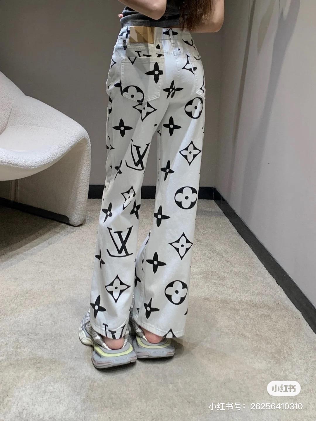 LOUIS VUITTON 老花四葉草闊腿白色牛仔褲
