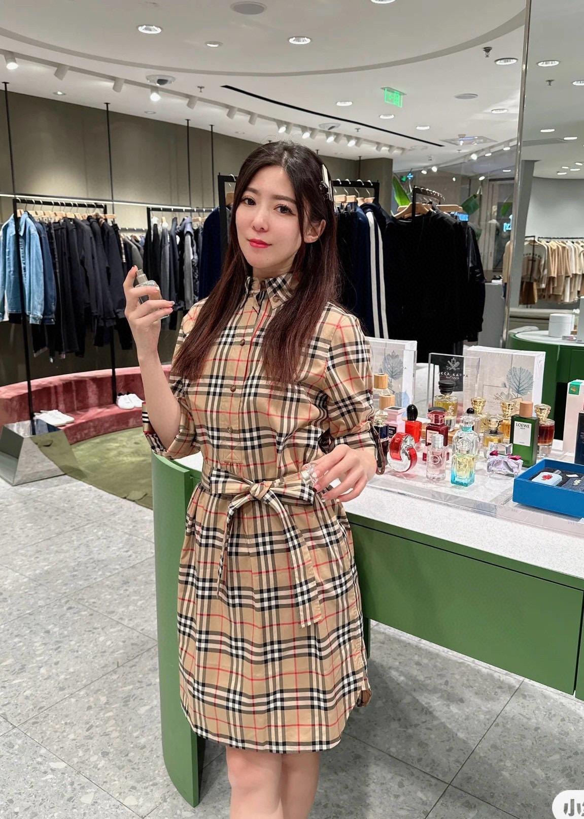 BURBERRY 經典淺色Vintage復古格紋襯衫式腰帶連衣裙