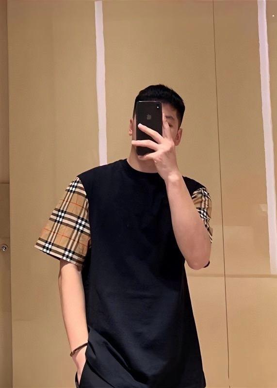 Burberry BBT 格子拼接袖圓領短袖T恤 男女同款 寬鬆版型偶爾