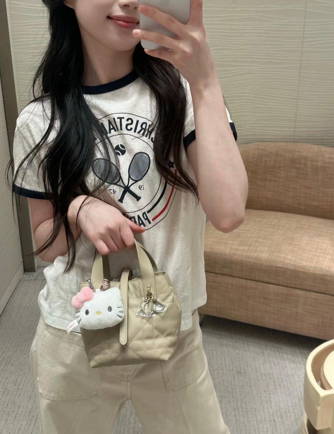 DIOR 米色 直式托特包 Toujours mini 水桶包 小牛皮材質 可手提與斜挎 15cm
