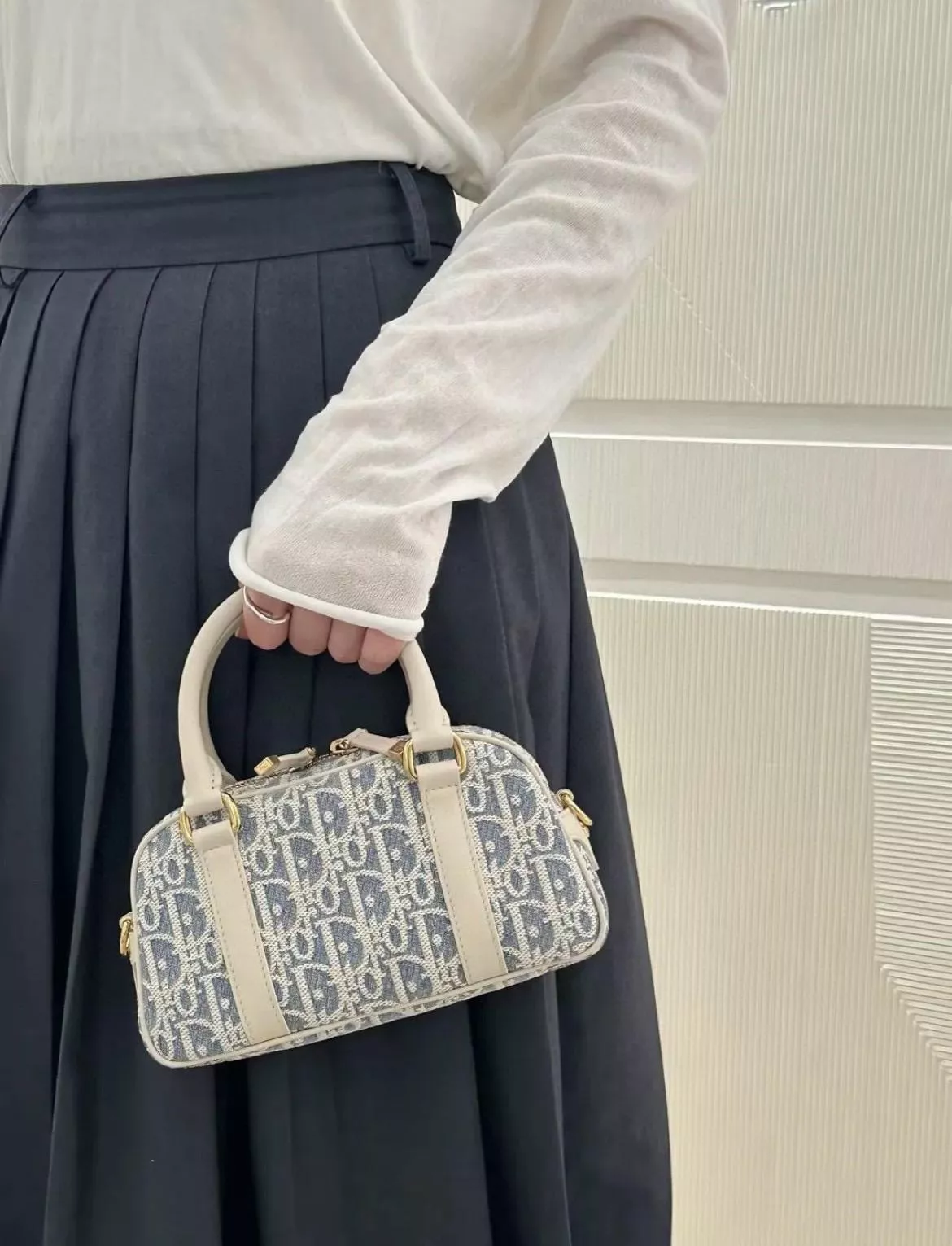 DIOR 季節限定色 酒椰草 D-Vibe East-West 微型包 保齡球包 20cm