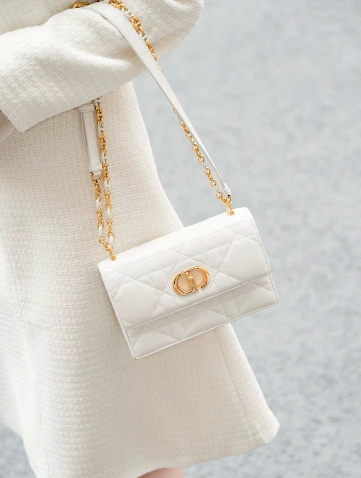 DIOR 小羊皮/真皮 奶白色 Miss Caro /肩背包 18cm