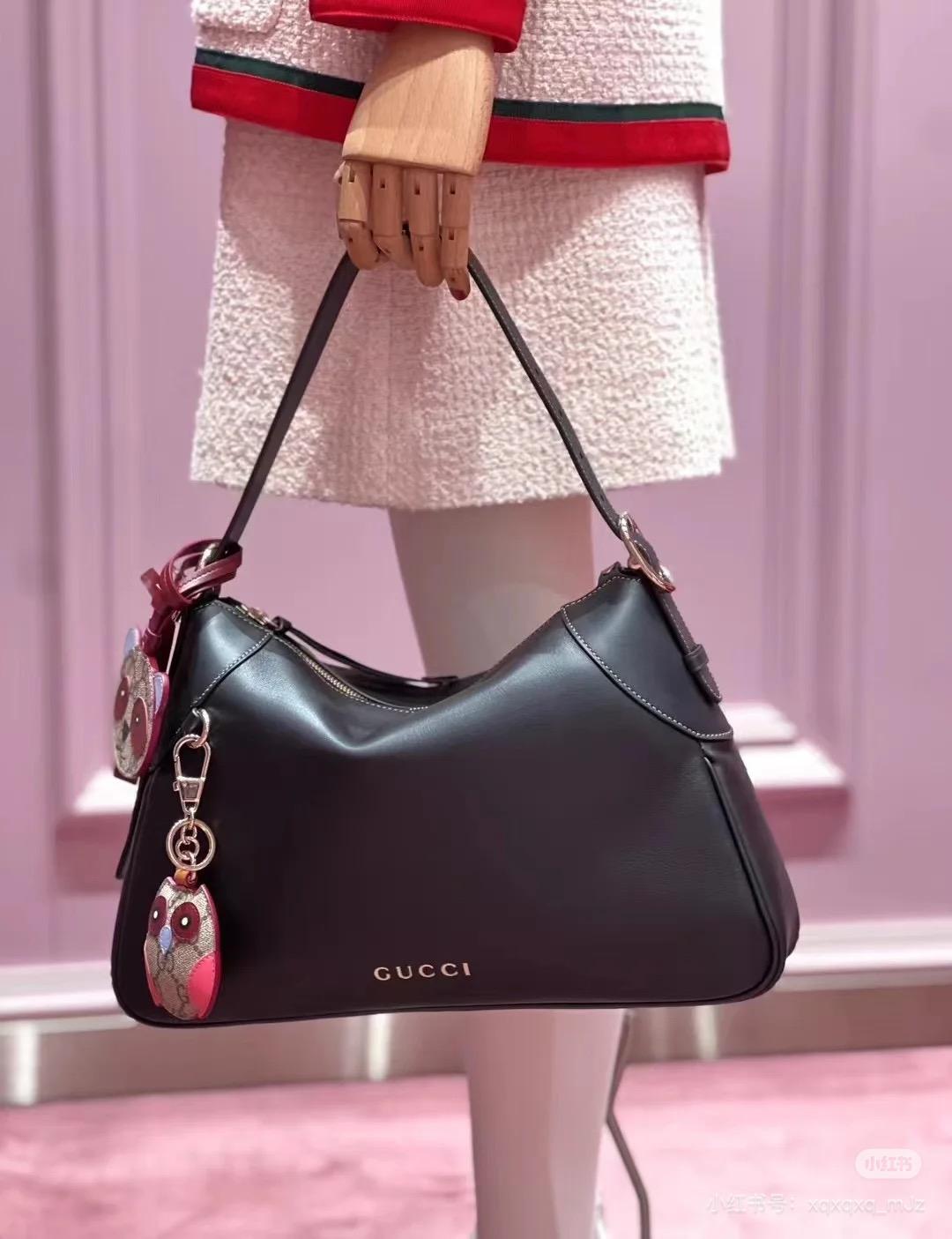 GUCCI Emblem系列 全皮款/黑色 HoBo腋下包 37cm