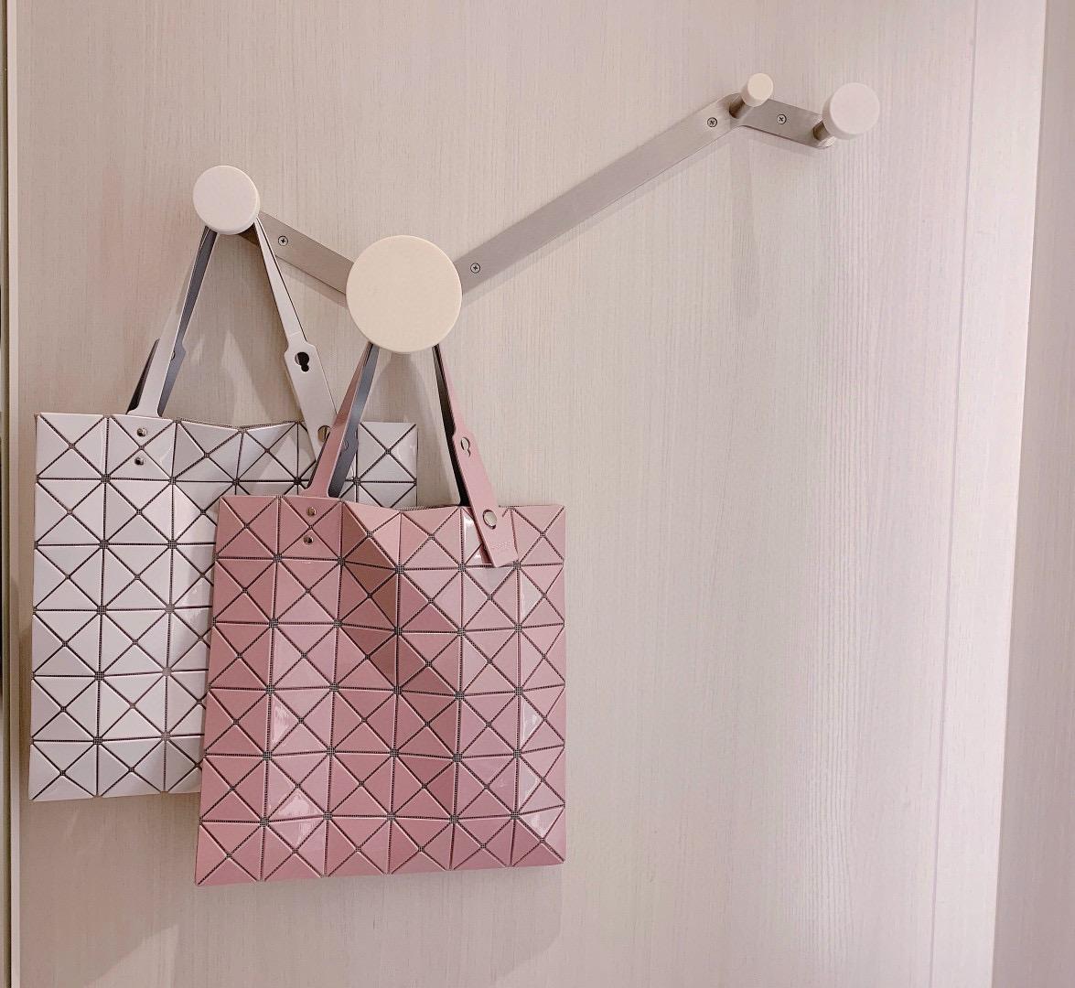 ISSEY MIYAKE 三宅一生 限定鐳射系列 鐳射粉/鐳射白 BAOBAO 6X6 托特包 34cm