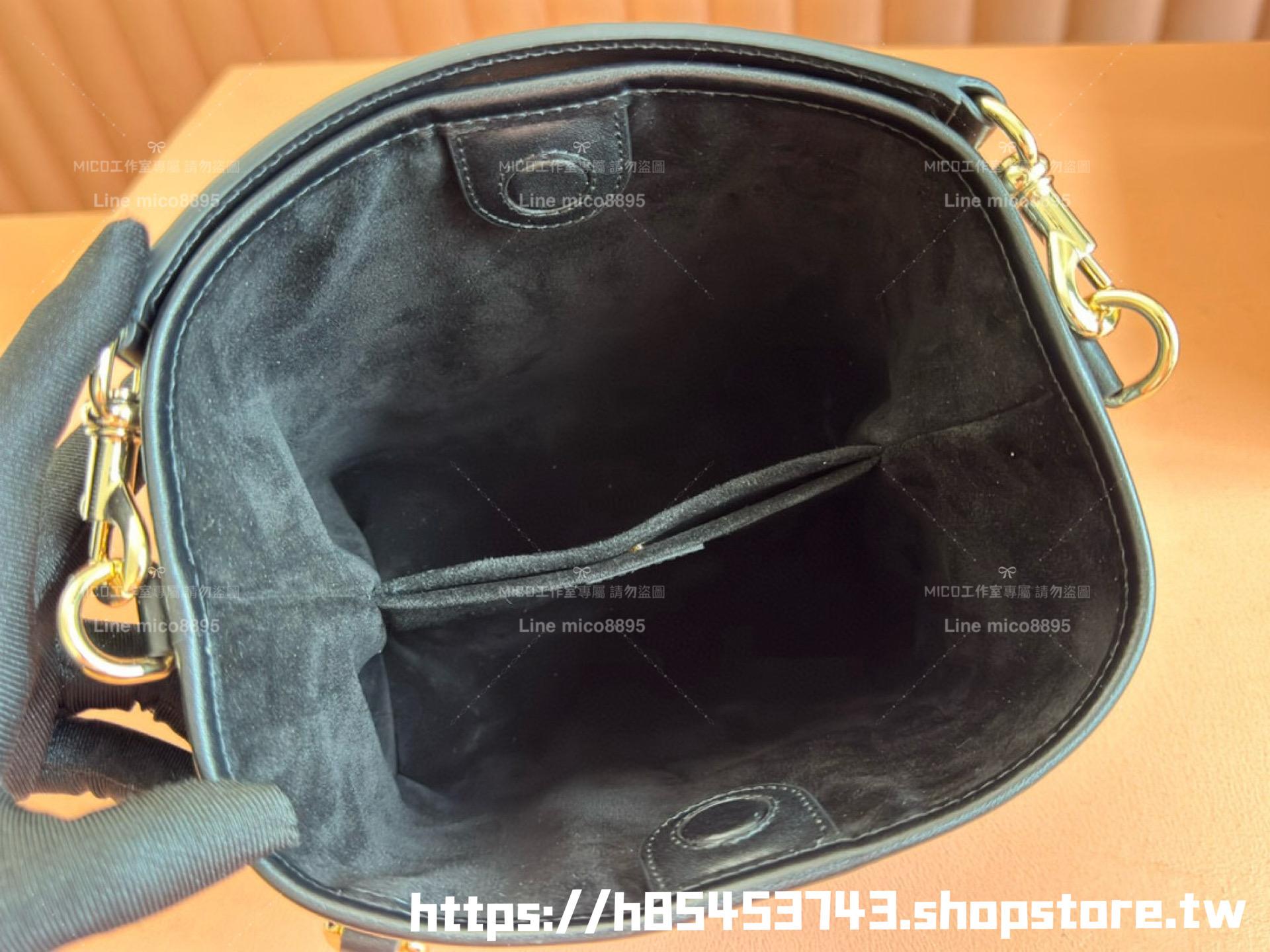 GUCCI Emblem系列迷你水桶包 手提包 黑色全皮款 18cm