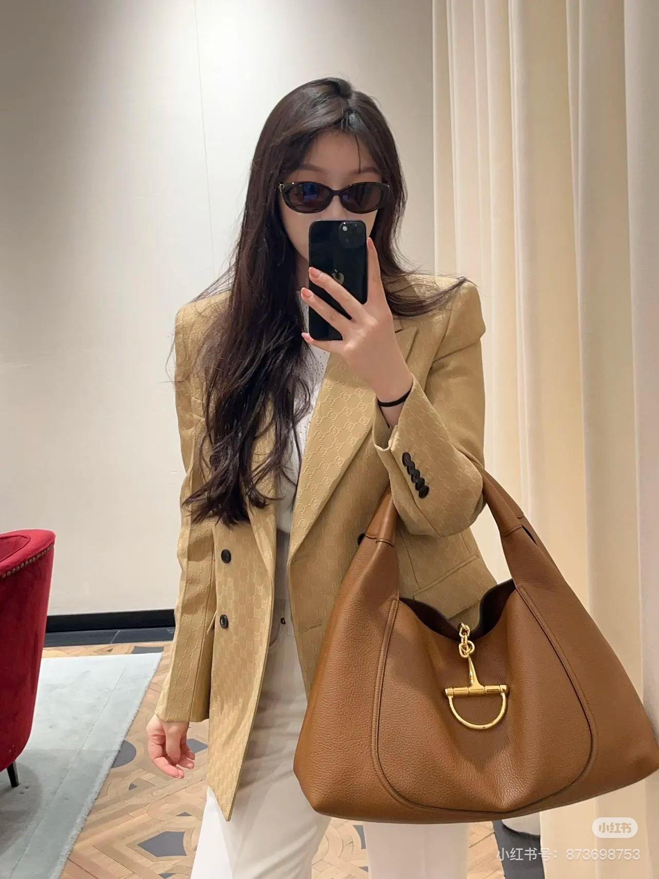 Gucci 牛皮四色 Softbit系列 馬銜扣造型肩背包 大容量鬆弛感 46cm