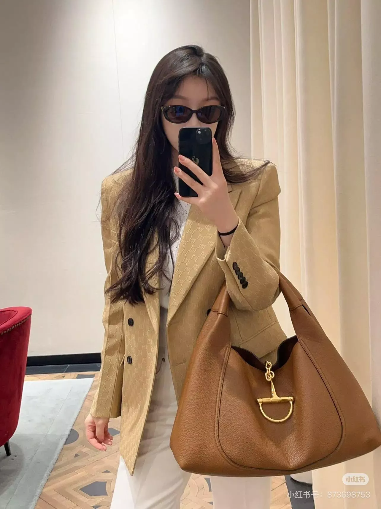 Gucci 牛皮四色 Softbit系列 馬銜扣造型肩背包 大容量鬆弛感 46cm