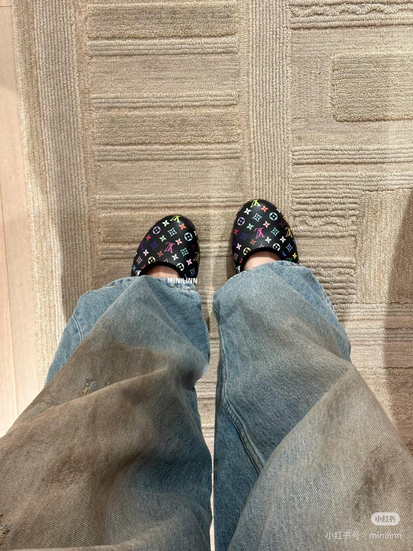 LV 25s 村上隆聯名系列 白三彩/黑三彩 瑪麗珍圓頭娃娃鞋 35-40