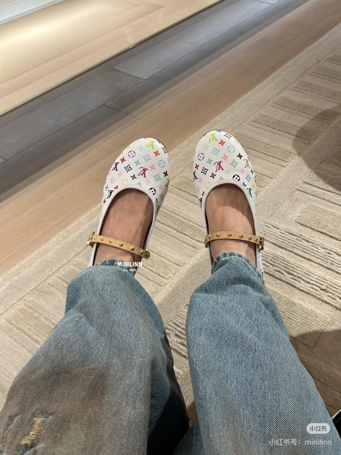 LV 25s 村上隆聯名系列 白三彩/黑三彩 瑪麗珍圓頭娃娃鞋 35-40